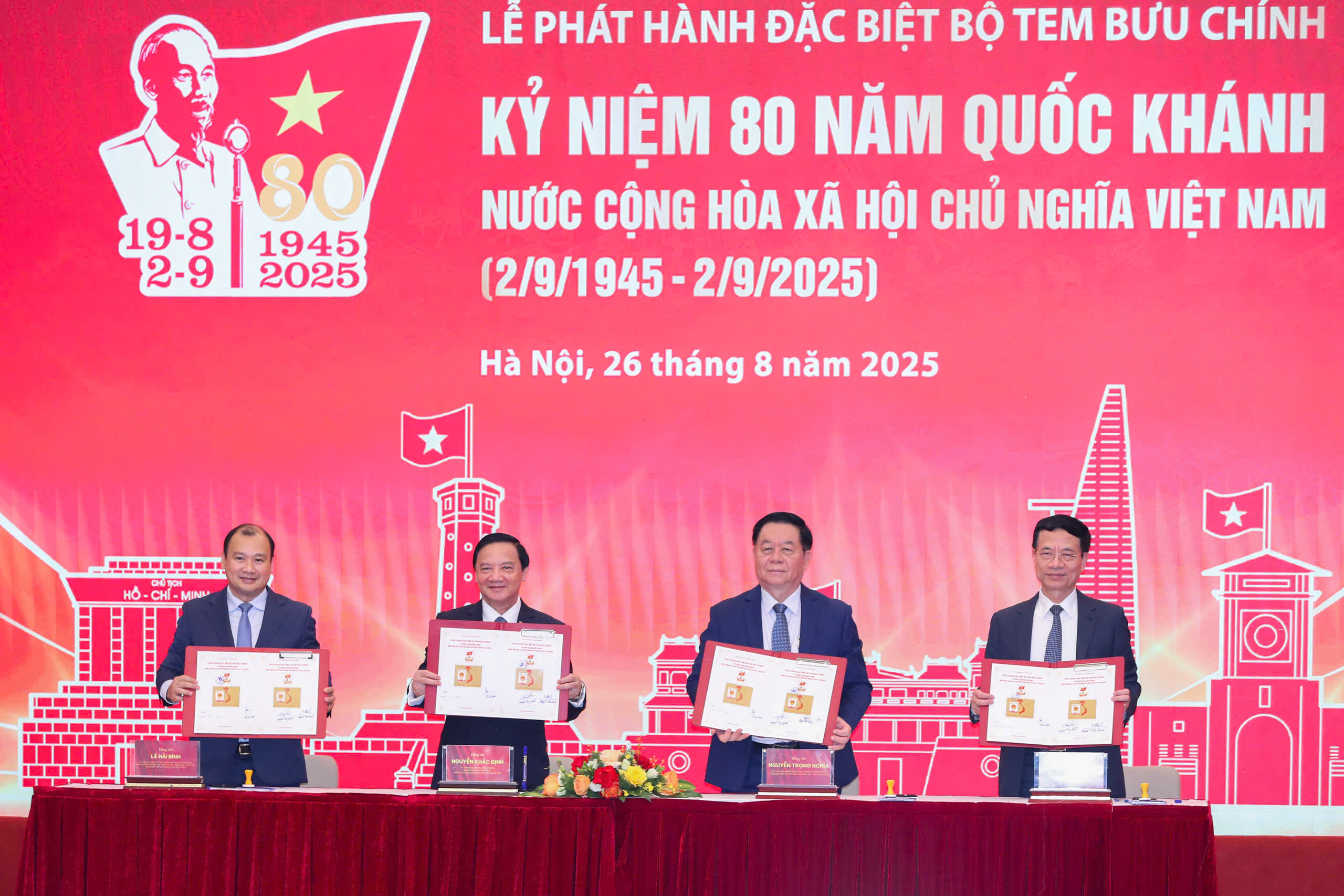 Khai trương Trung tâm báo chí 80 năm Quốc khánh tại Quảng trường Ba Đình - Ảnh 4.