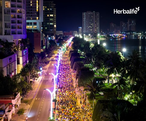 Herbalife Việt Nam tiếp tục đồng h&agrave;nh c&ugrave;ng VnExpress Marathon Nha Trang, lan tỏa lối sống năng động- Ảnh 2.