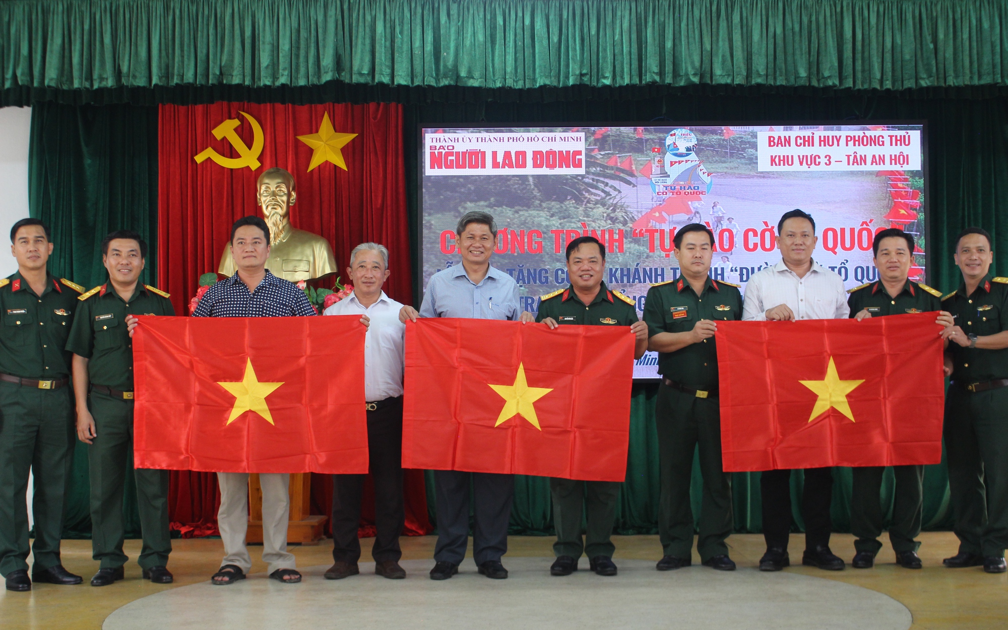 Video: Khánh thành “Đường cờ Tổ quốc” tại 3 xã TP HCM