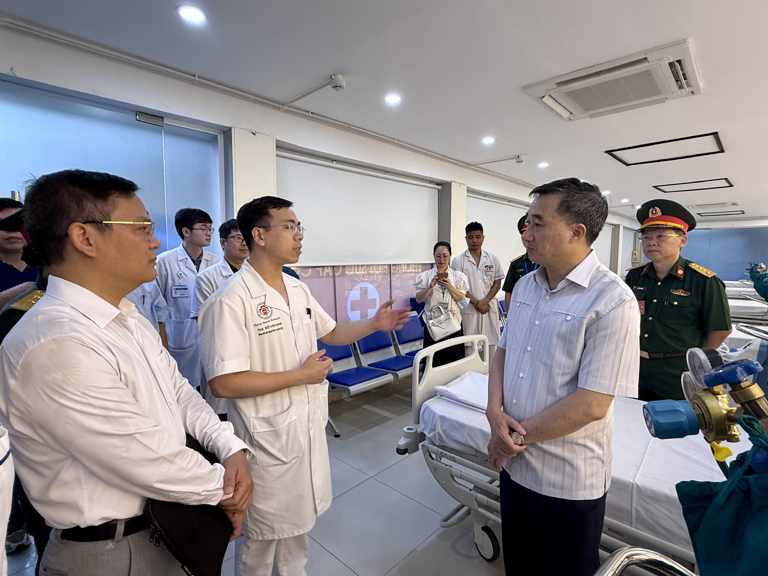 Cận cảnh khu vực y tế phục vụ sự kiện A80 tại Quảng trường Ba Đình - Ảnh 4.