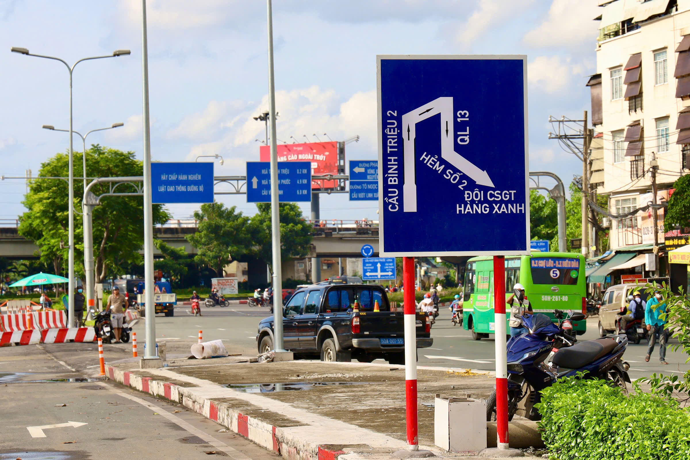 TP HCM: Cầu Bình Triệu 1 cấm ô tô để nâng độ tĩnh không- Ảnh 6.