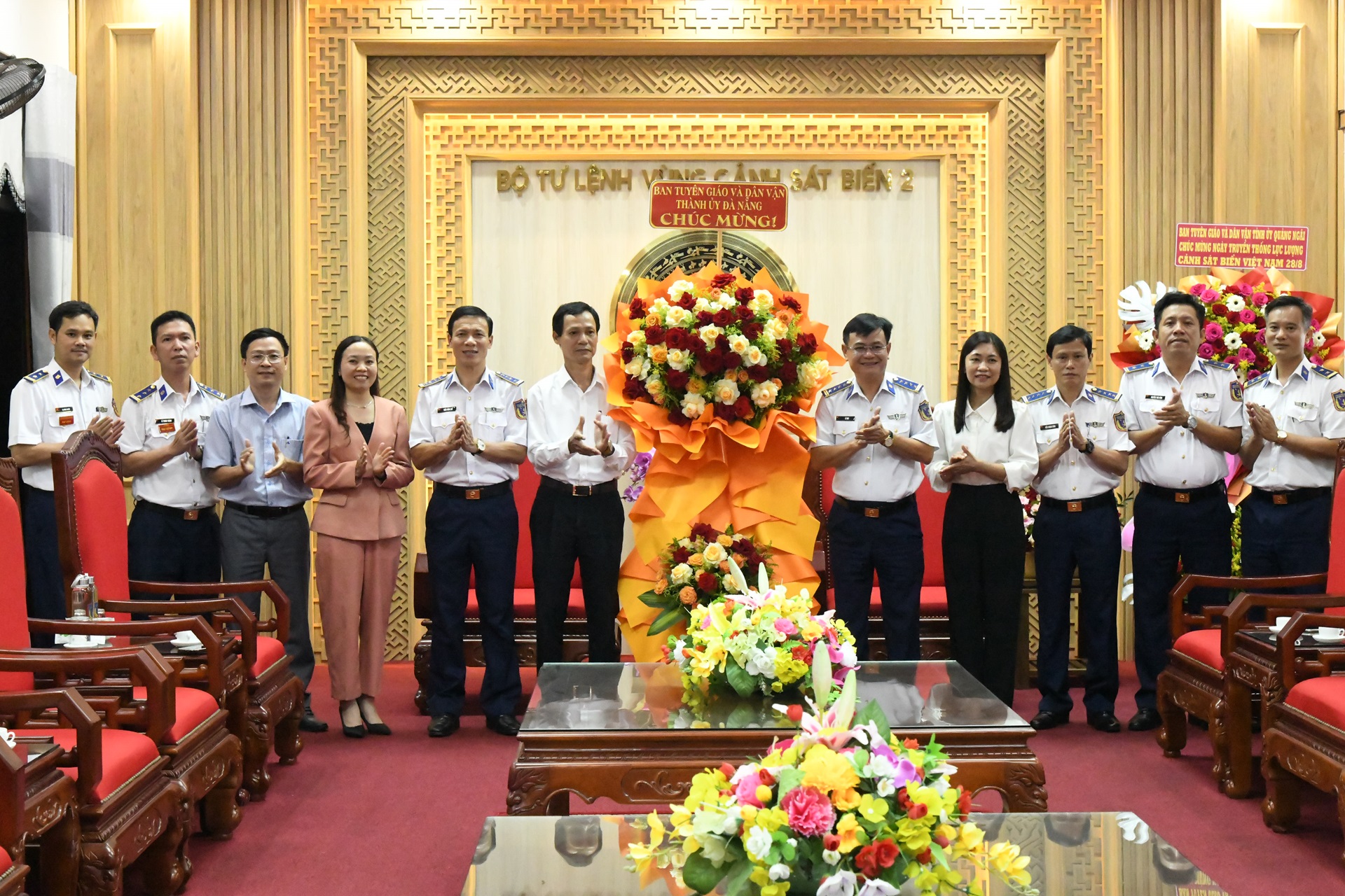 Ban Tuy&ecirc;n gi&aacute;o v&agrave; D&acirc;n vận Đ&agrave; Nẵng ch&uacute;c mừng Ng&agrave;y truyền thống Cảnh s&aacute;t biển Việt Nam - Ảnh 1.