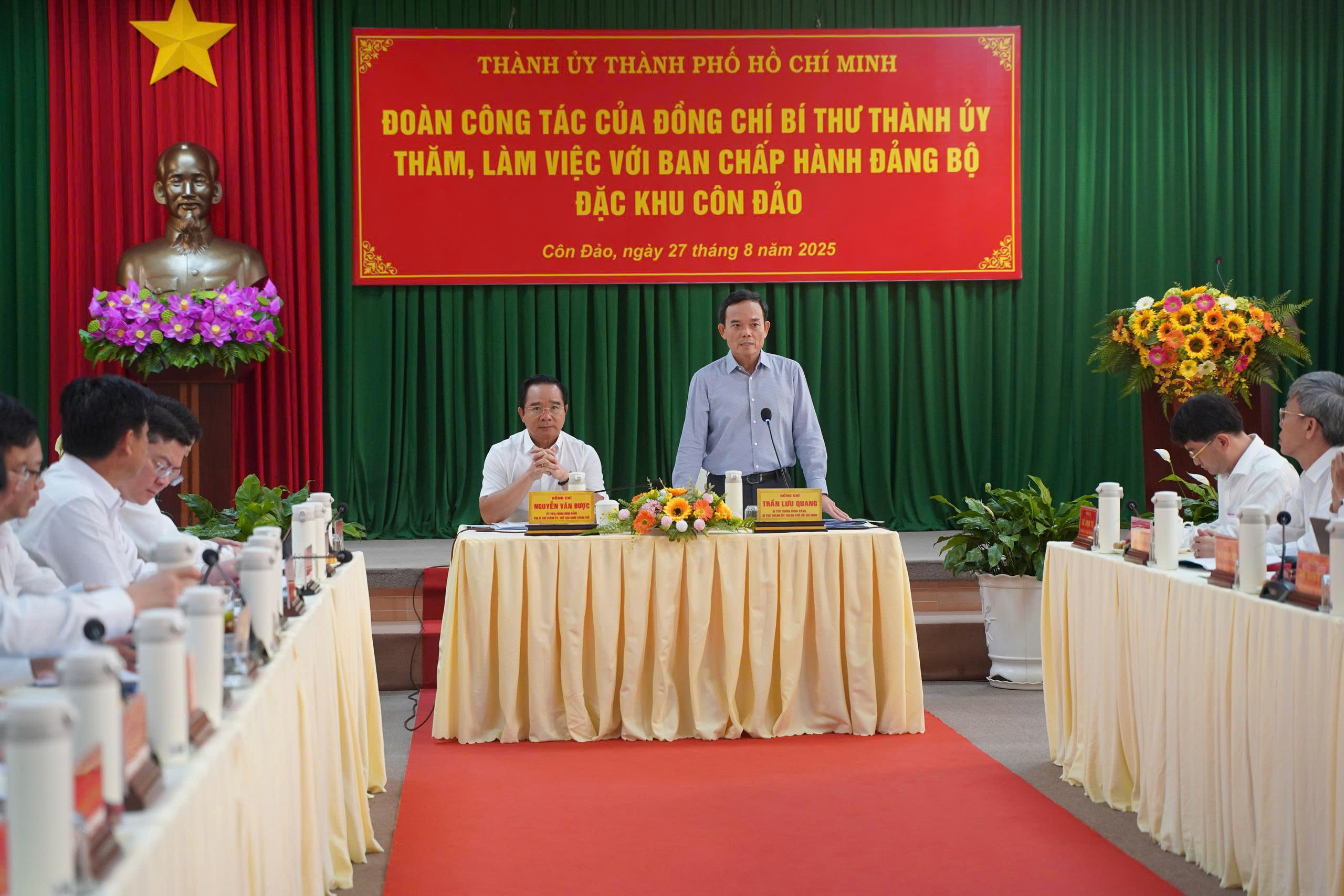 Bí thư thành ủy TP HCM Trần Lưu Quang thảo luận phát triển Đặc khu Côn Đảo - Ảnh 4.