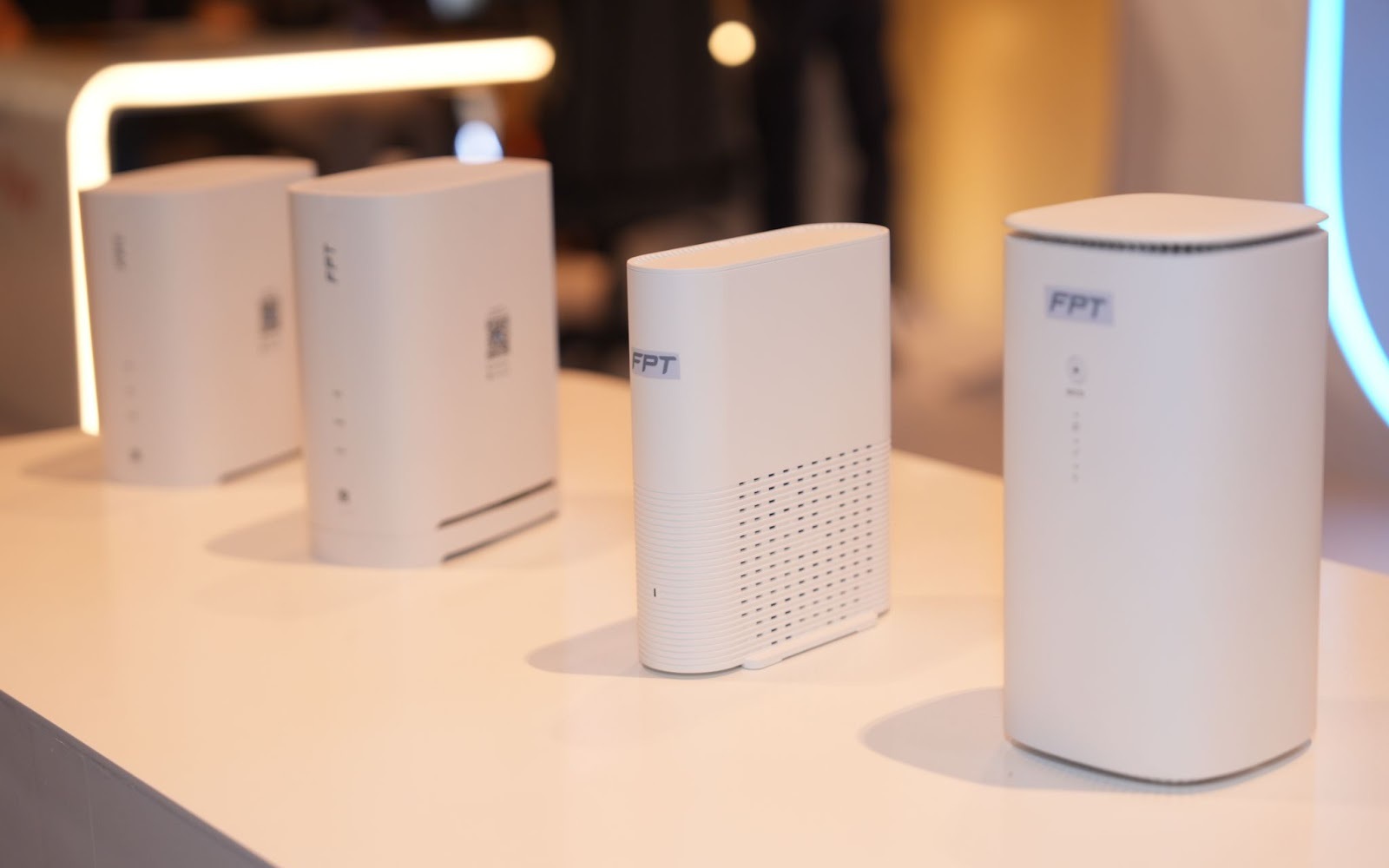 FPT SpeedX: Trải nghiệm XGS-PON, Wi-fi 7 10Gbps, kết nối cùng lúc gần 100 thiết bị