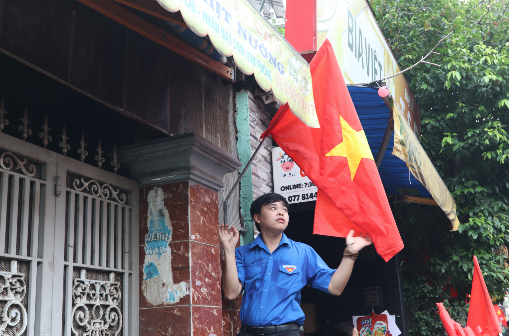 Rực rỡ “Đường cờ Tổ quốc” tại phường An Hội Đông- Ảnh 9.