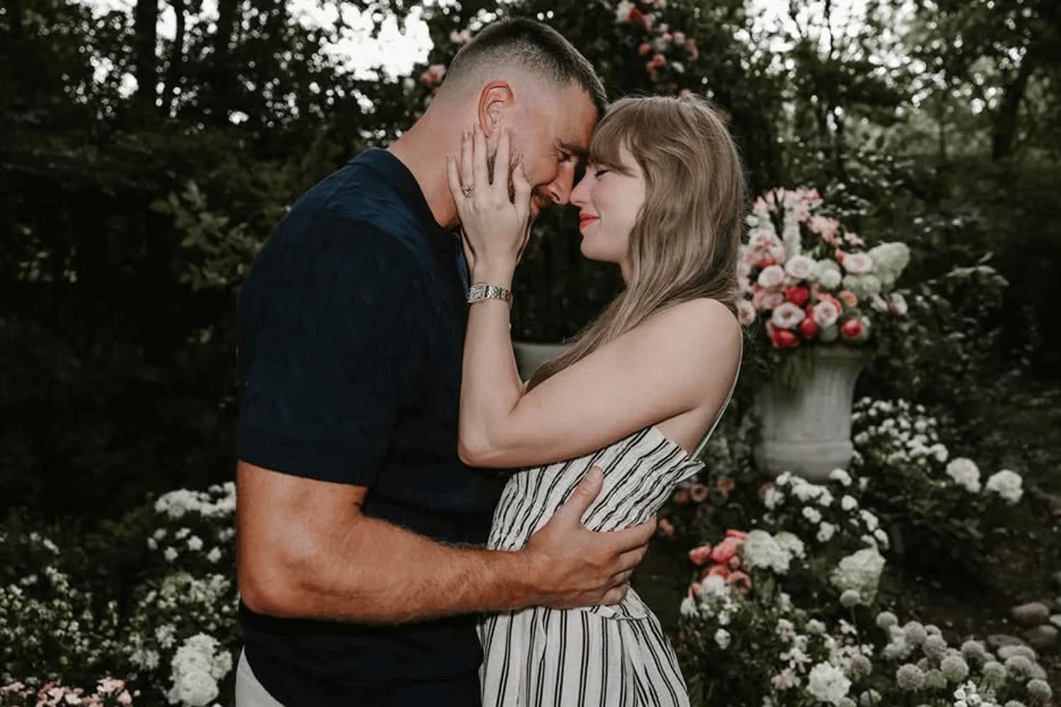 Taylor Swift nhận được lời chúc phúc từ Tổng thống Mỹ- Ảnh 2.