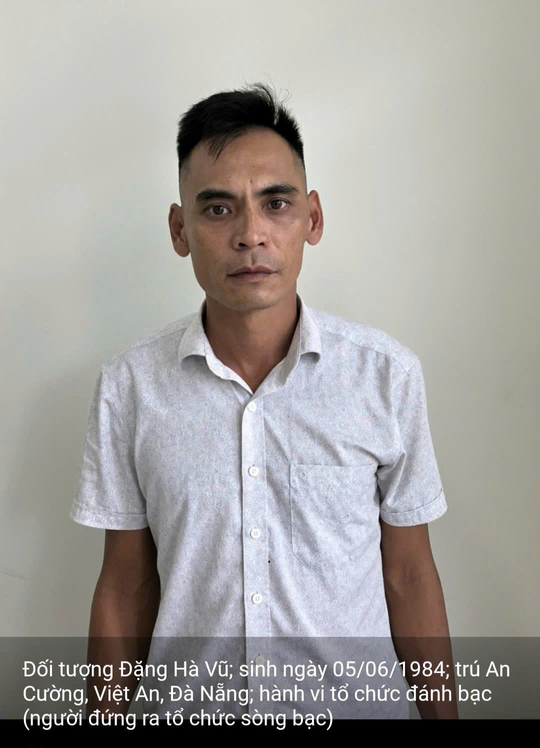 Đối tượng cầm đầu v&agrave; 3 người trong đường d&acirc;y đ&aacute;nh bạc "khủng" ở Đ&agrave; Nẵng đầu th&uacute;- Ảnh 1.