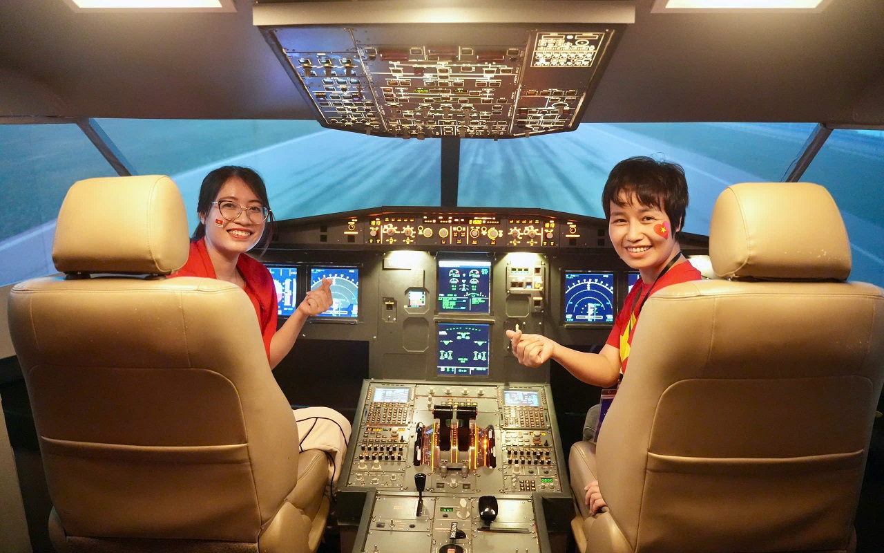 Dấu ấn Vietnam Airlines tại Triển lãm Thành tựu đất nước