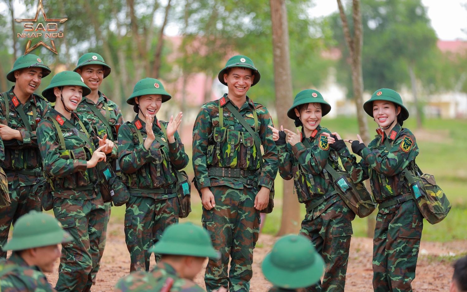 Hòa Minzy khuấy đảo “Sao nhập ngũ”, Minh Tú bật khóc rời chương trình