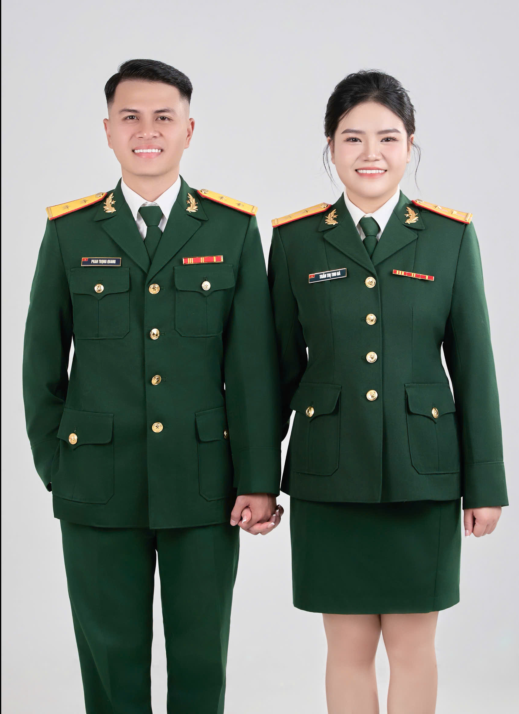 Hai chị em ruột s&aacute;nh vai trong đội h&igrave;nh diễu binh, diễu h&agrave;nh - Ảnh 3.