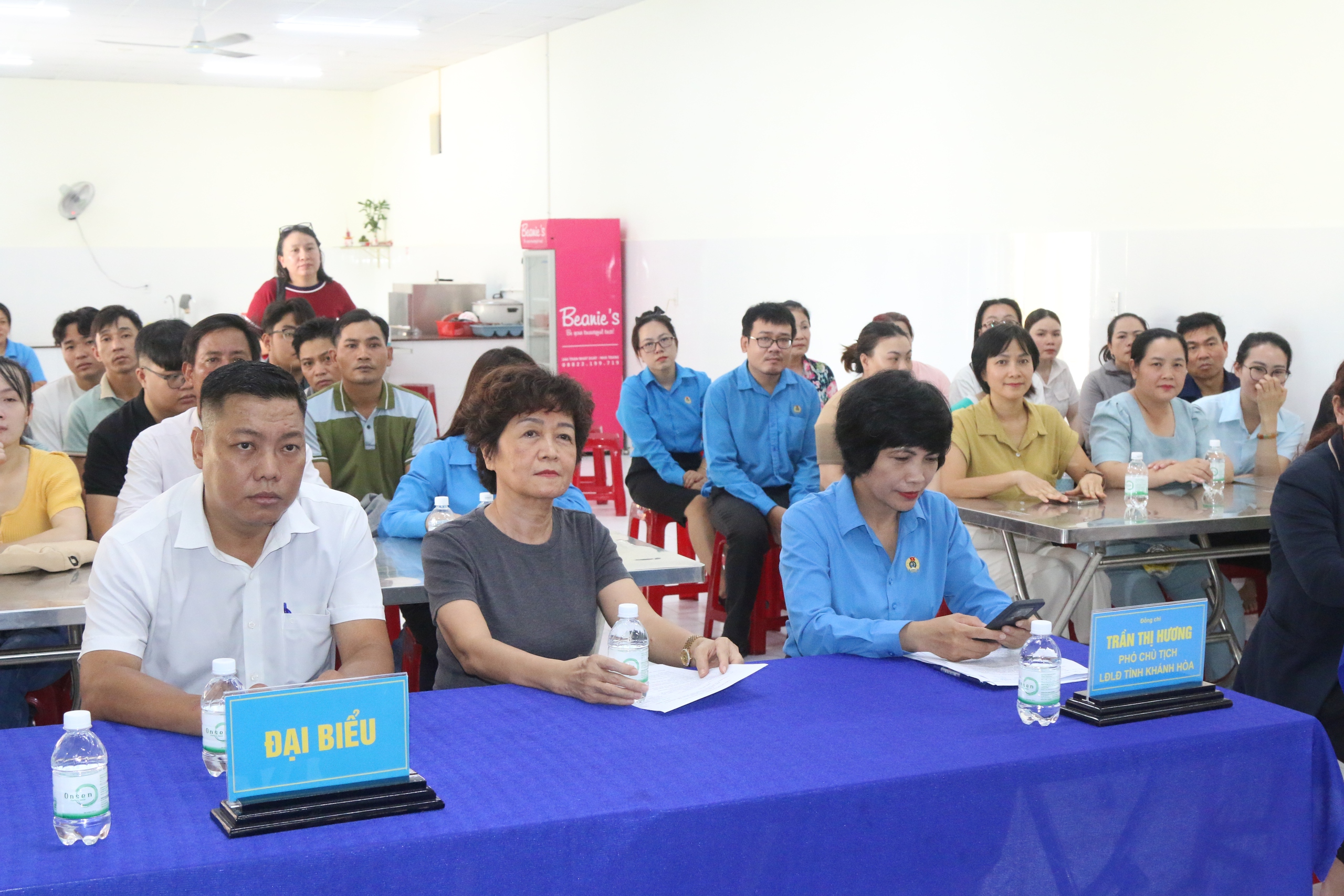 Ban C&ocirc;ng đo&agrave;n Khu C&ocirc;ng nghiệp Kh&aacute;nh H&ograve;a tăng cường ph&aacute;t triển đo&agrave;n vi&ecirc;n mới- Ảnh 2.