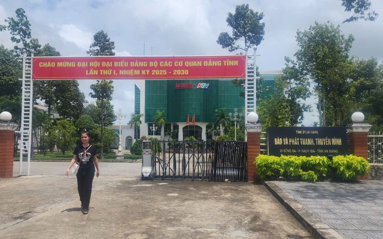 56 người ở Báo và PT-TH An Giang được giải quyết chế độ