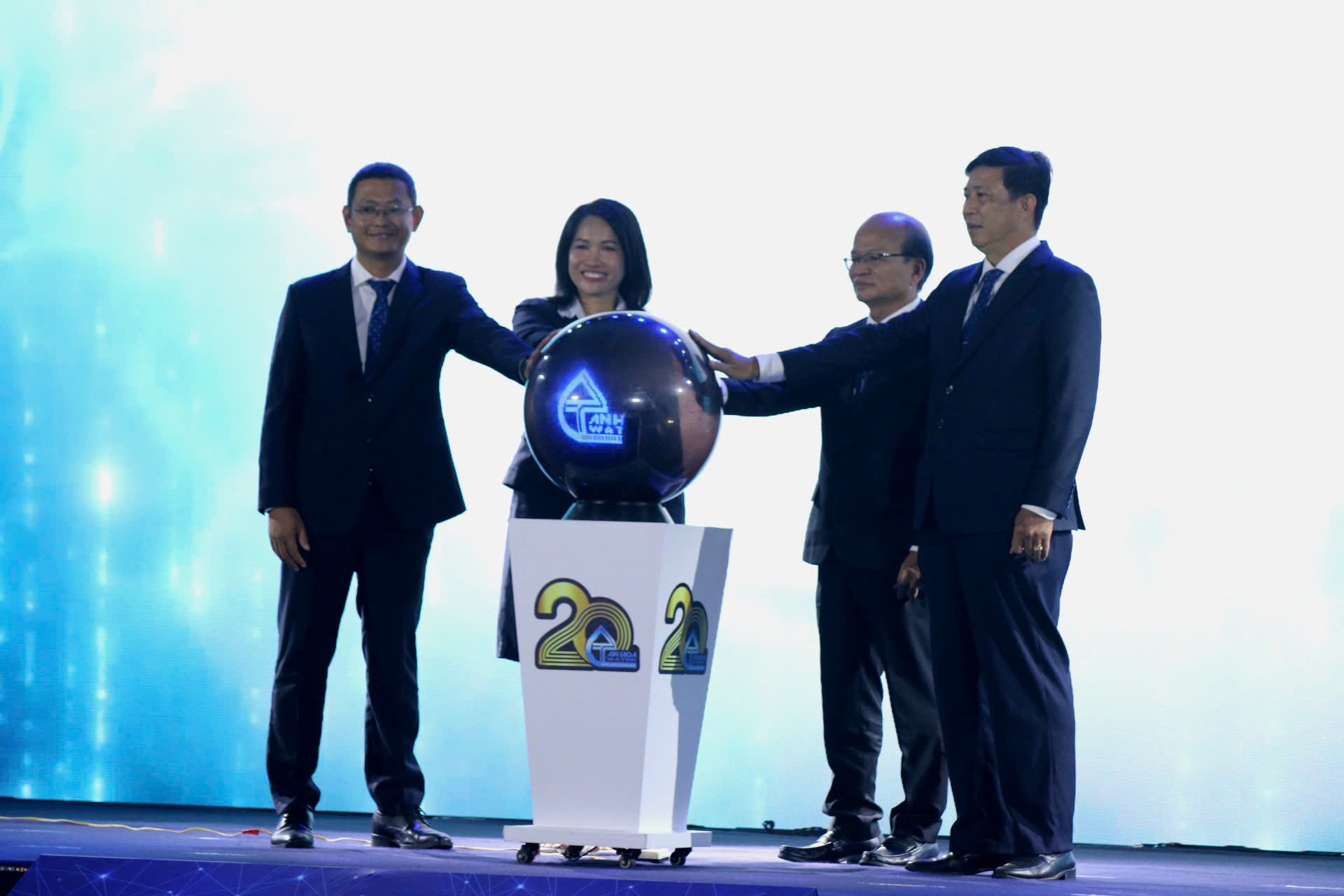 C&ocirc;ng ty CP Cấp nước T&acirc;n Ho&agrave;: 20 năm kh&ocirc;ng ngừng nỗ lực đổi mới để ph&aacute;t triển bền vững- Ảnh 1.