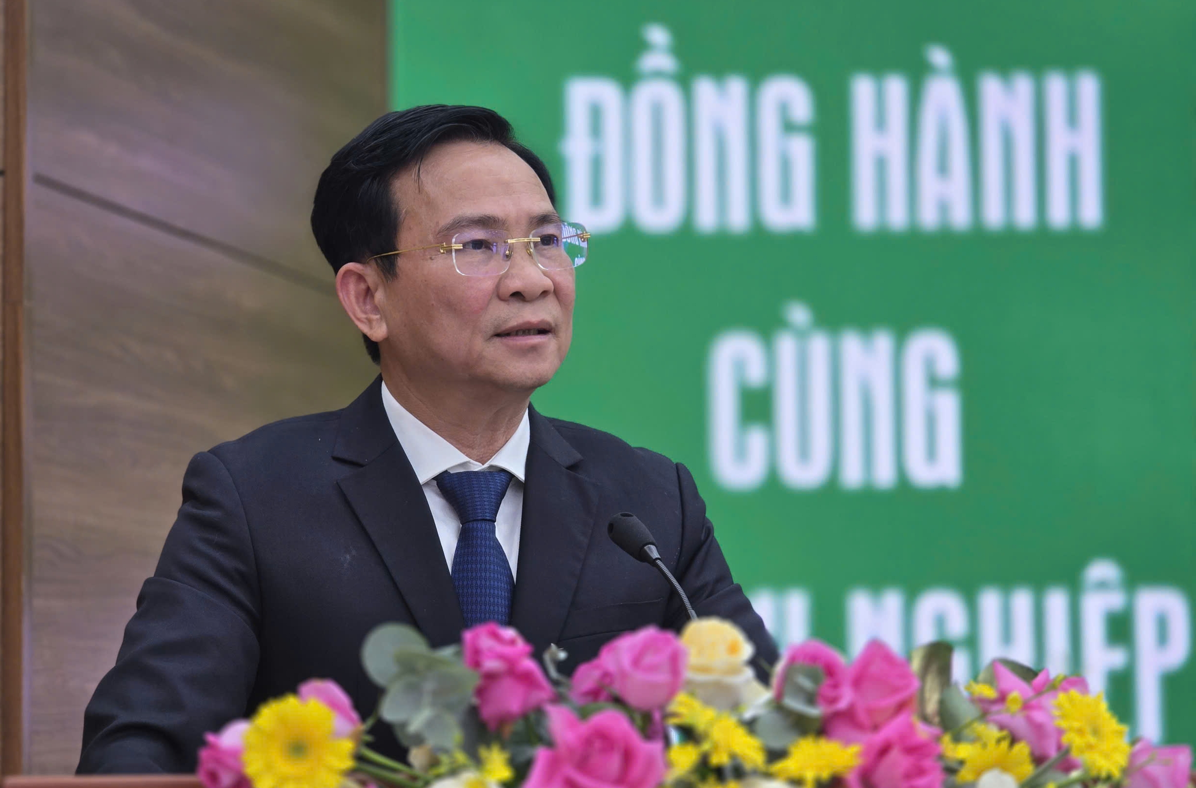 Chủ tịch tỉnh Lâm Đồng yêu cầu xem việc doanh nghiệp như việc nhà mình- Ảnh 6.