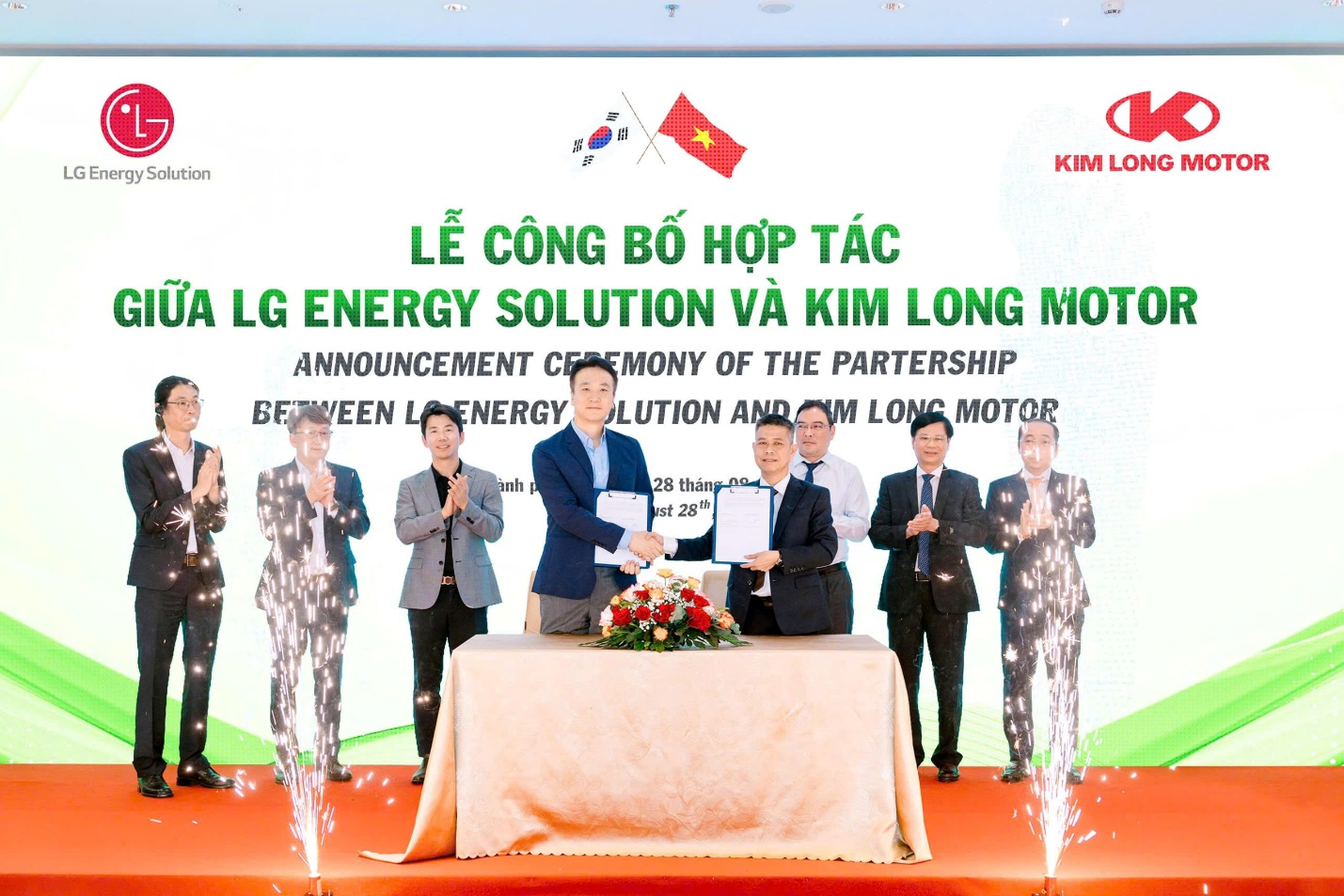 Kim Long Motor hợp t&aacute;c c&ugrave;ng C&ocirc;ng ty LG Energy Solution sản xuất pin &ocirc; t&ocirc; điện- Ảnh 1.