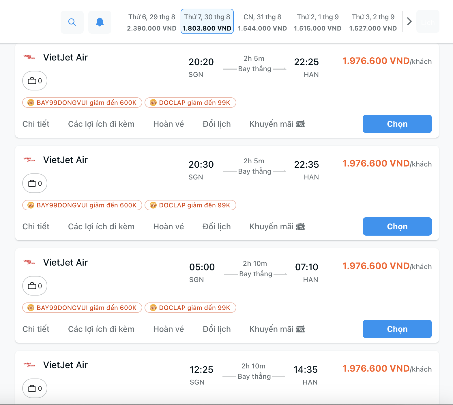 Bất ngờ gi&aacute; v&eacute; m&aacute;y bay từ TP HCM đi H&agrave; Nội trước lễ diễu binh, diễu h&agrave;nh - Ảnh 2.