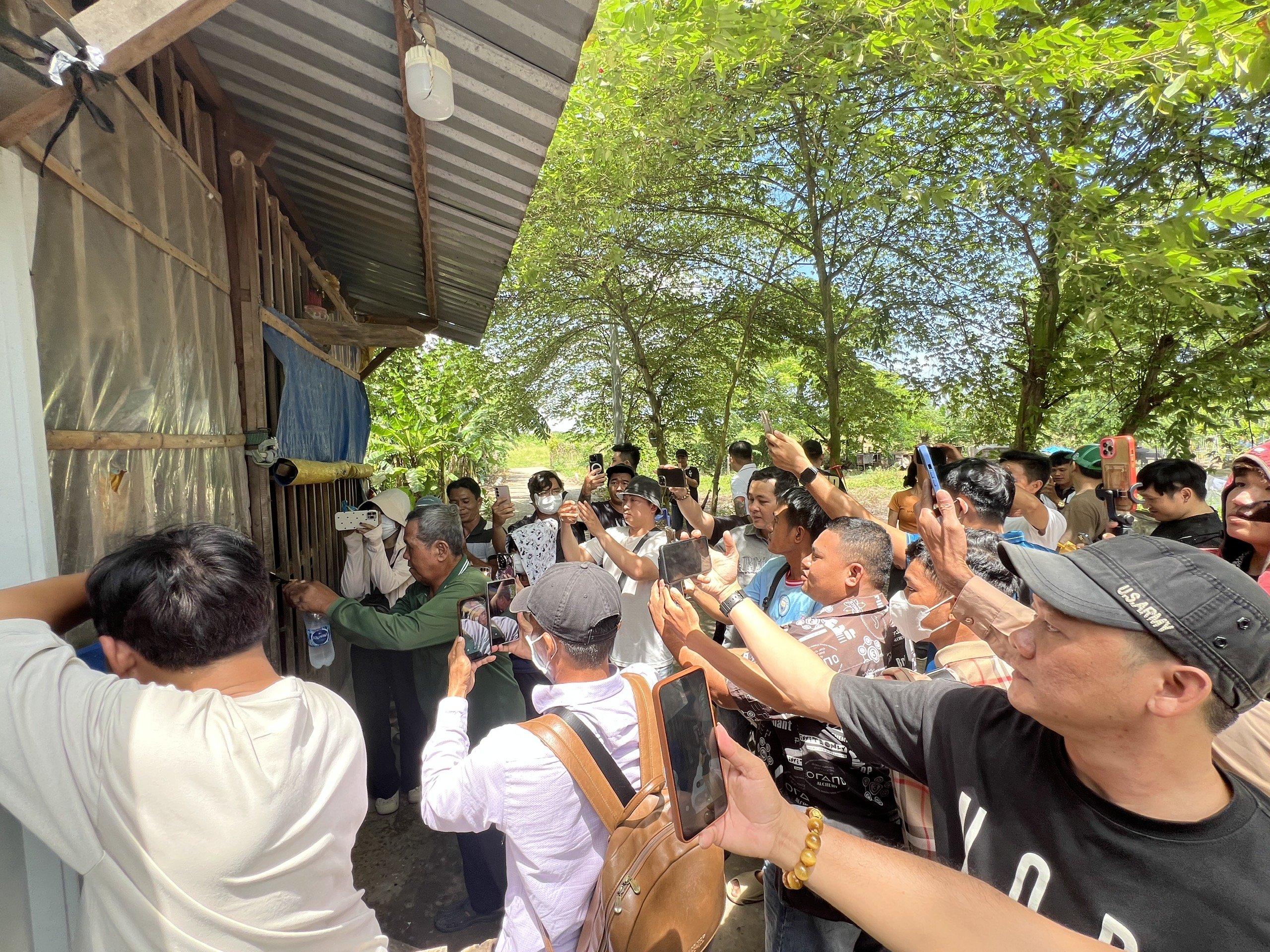 Ông Ba Minh - từ nhân vật được thương cảm thành hiện tượng bất đắc dĩ của mạng xã hội- Ảnh 3.