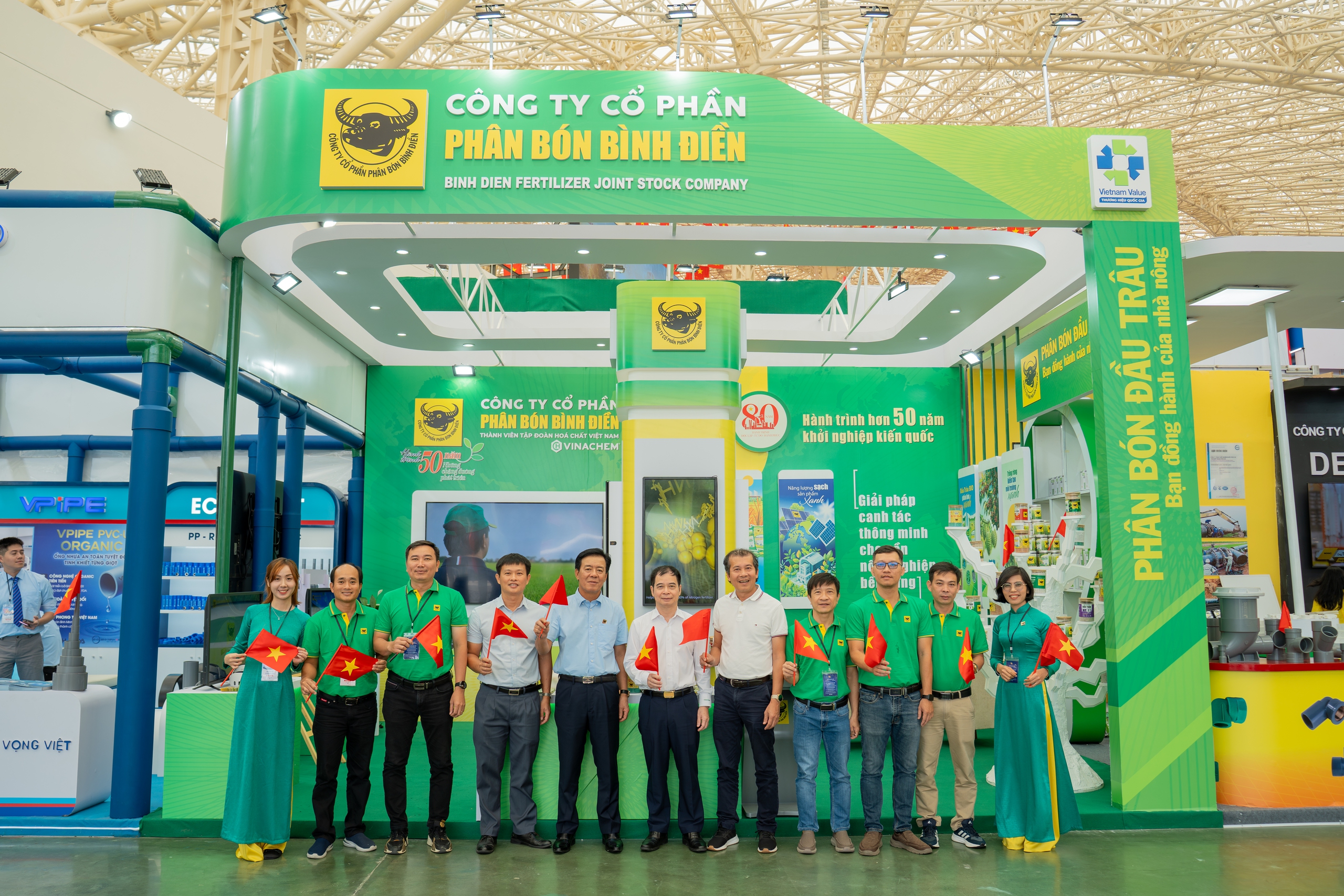 Ph&acirc;n b&oacute;n B&igrave;nh Điền: Khẳng định vị thế thương hiệu quốc gia với tầm nh&igrave;n "Xanh h&oacute;a - Số h&oacute;a"- Ảnh 3.