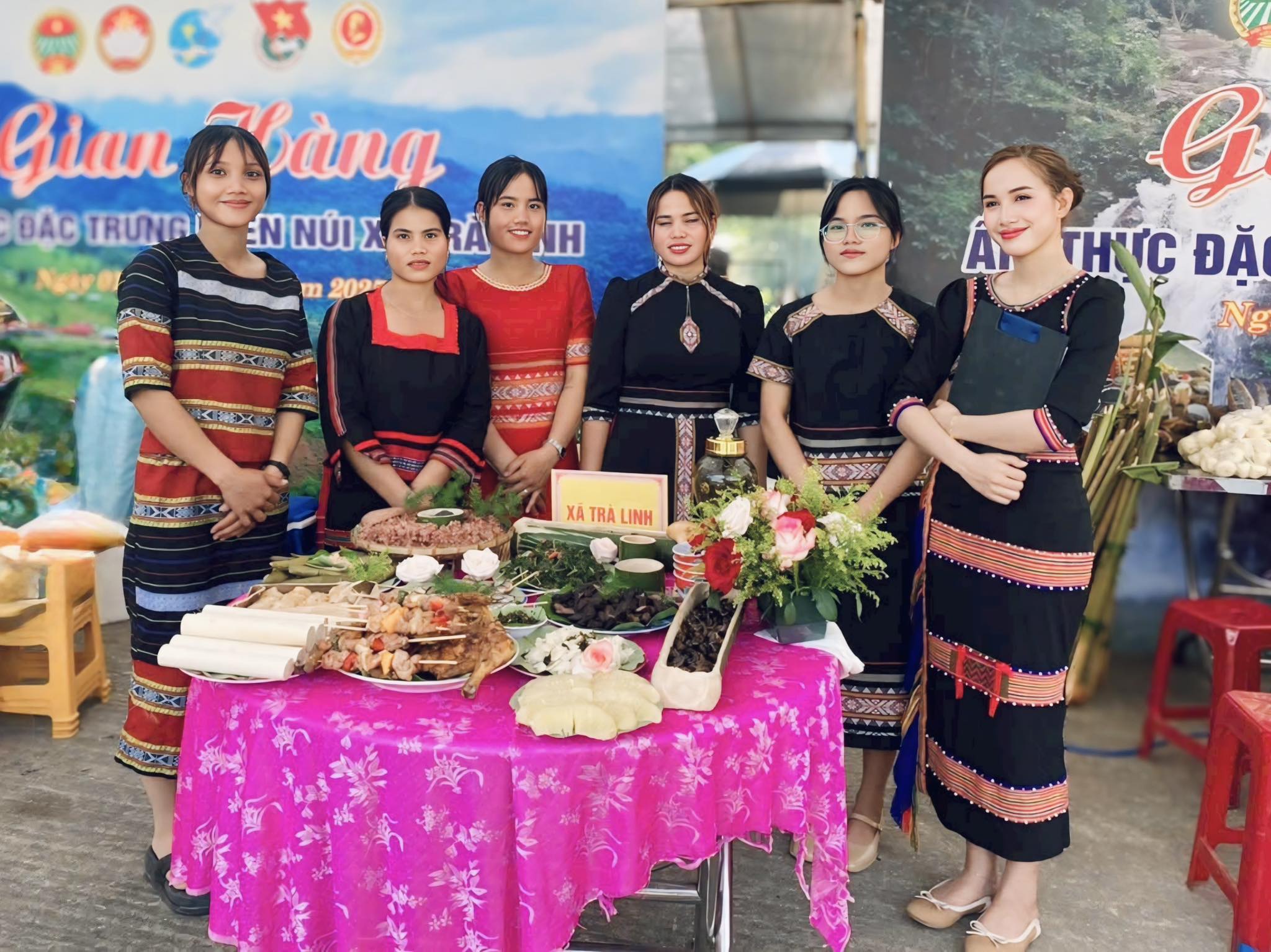 Phi&ecirc;n chợ ở miền n&uacute;i Đ&agrave; Nẵng diễn ra 3 ng&agrave;y, thu về h&agrave;ng tỉ đồng- Ảnh 3.