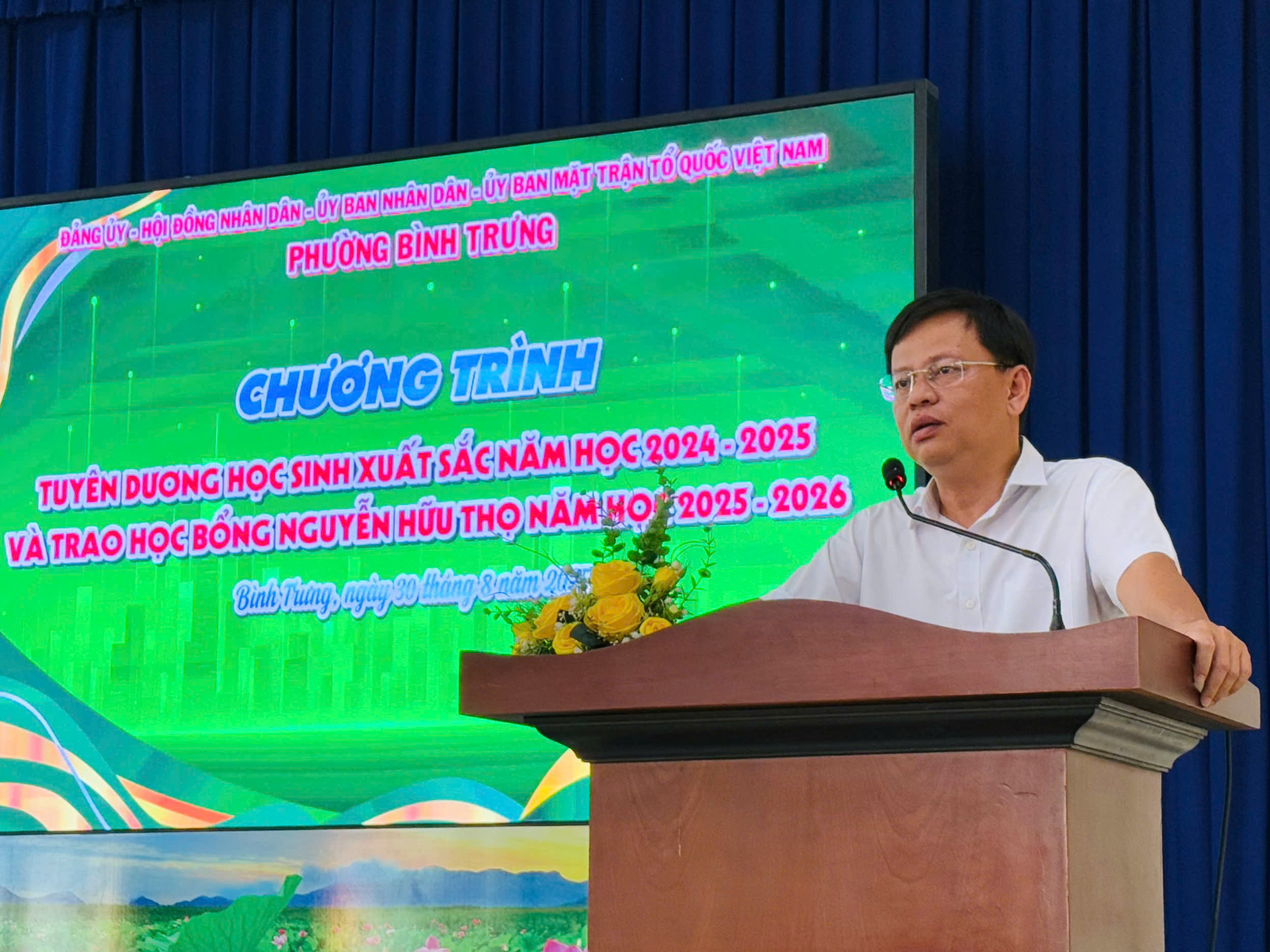 Phường B&igrave;nh Trưng trao học bổng Nguyễn Hữu Thọ năm học 2025 - 2026- Ảnh 1.