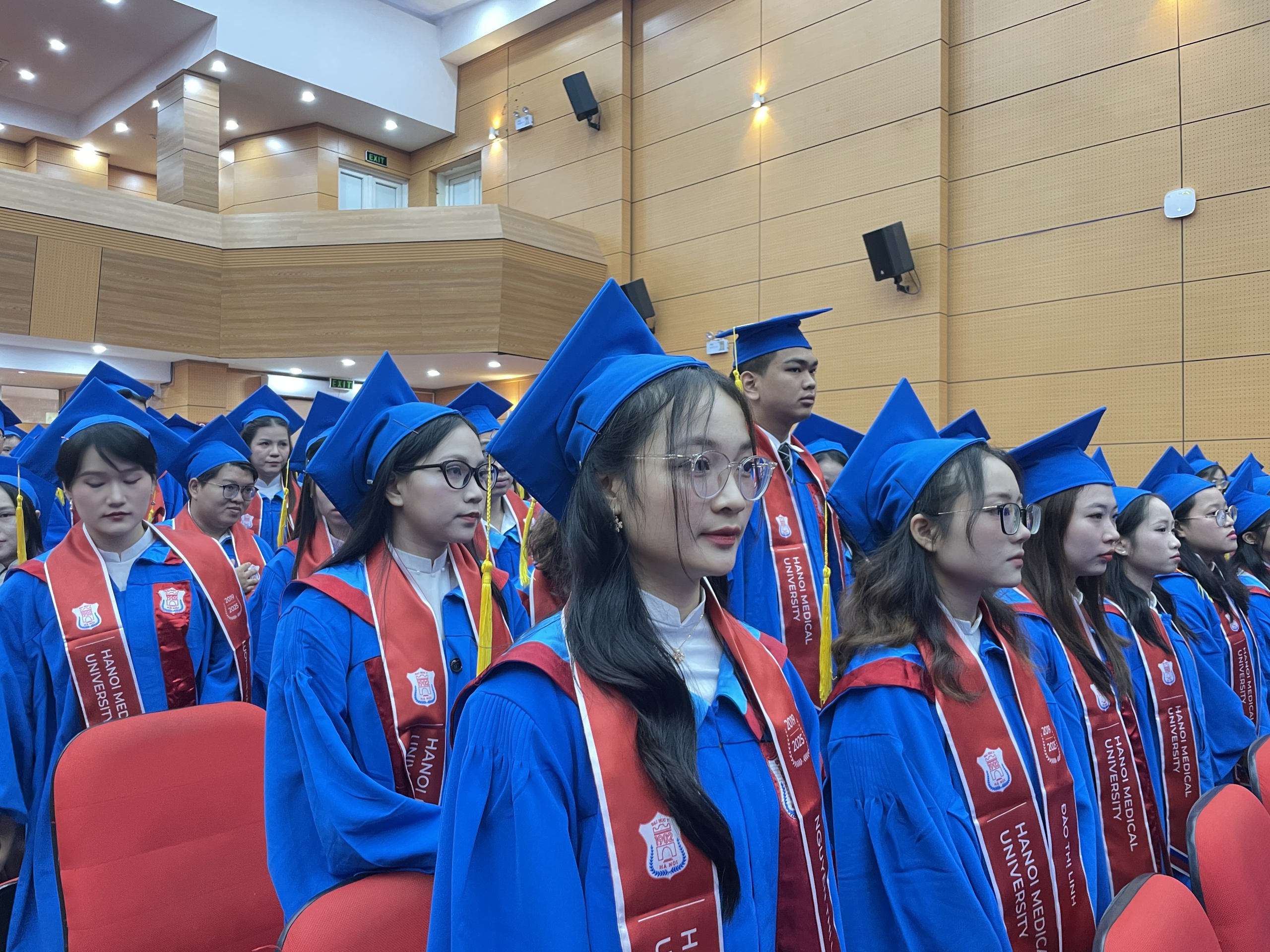 Chân dung thủ khoa kép "siêu hiếm" của Đại học Y Hà Nội - Ảnh 4.