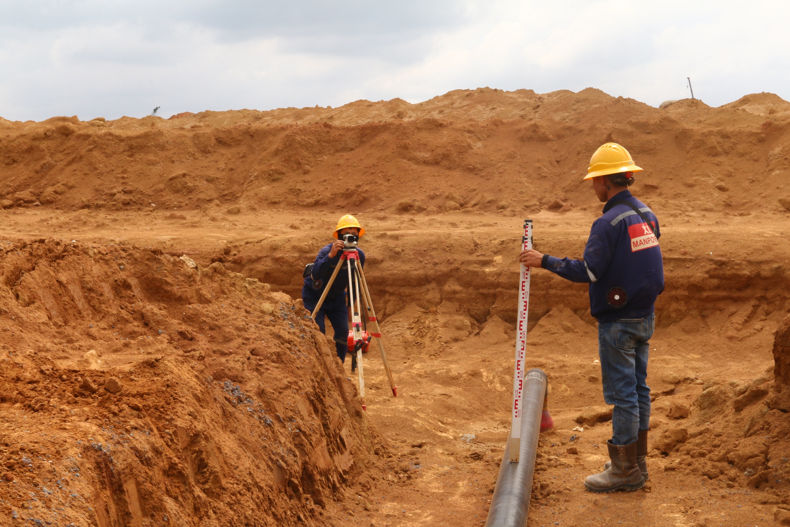 Gần 14.000 nh&acirc;n lực thi c&ocirc;ng xuy&ecirc;n Lễ 2-9 tr&ecirc;n &ldquo;đại c&ocirc;ng trường&rdquo; s&acirc;n bay Long Th&agrave;nh- Ảnh 16.