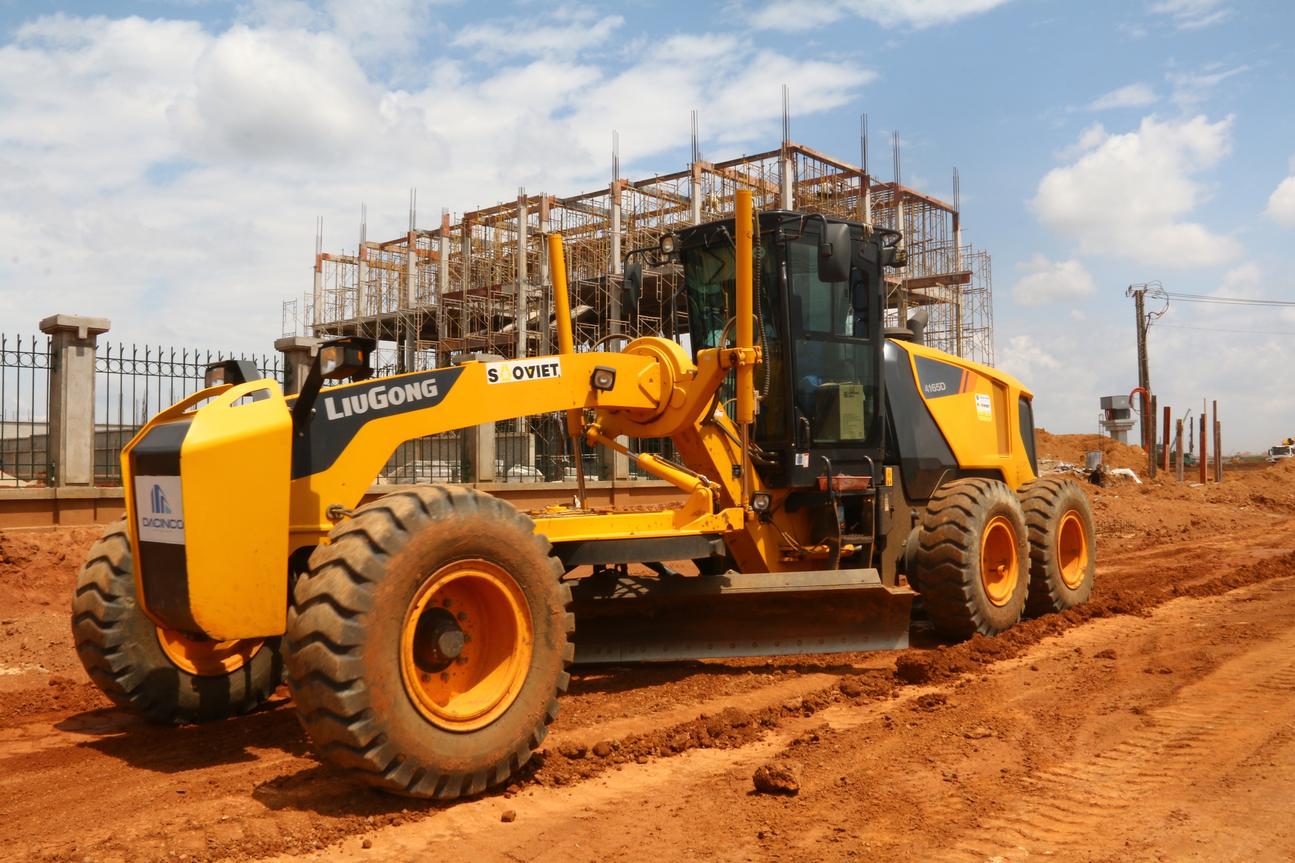 Gần 14.000 nh&acirc;n lực thi c&ocirc;ng xuy&ecirc;n Lễ 2-9 tr&ecirc;n &ldquo;đại c&ocirc;ng trường&rdquo; s&acirc;n bay Long Th&agrave;nh- Ảnh 20.