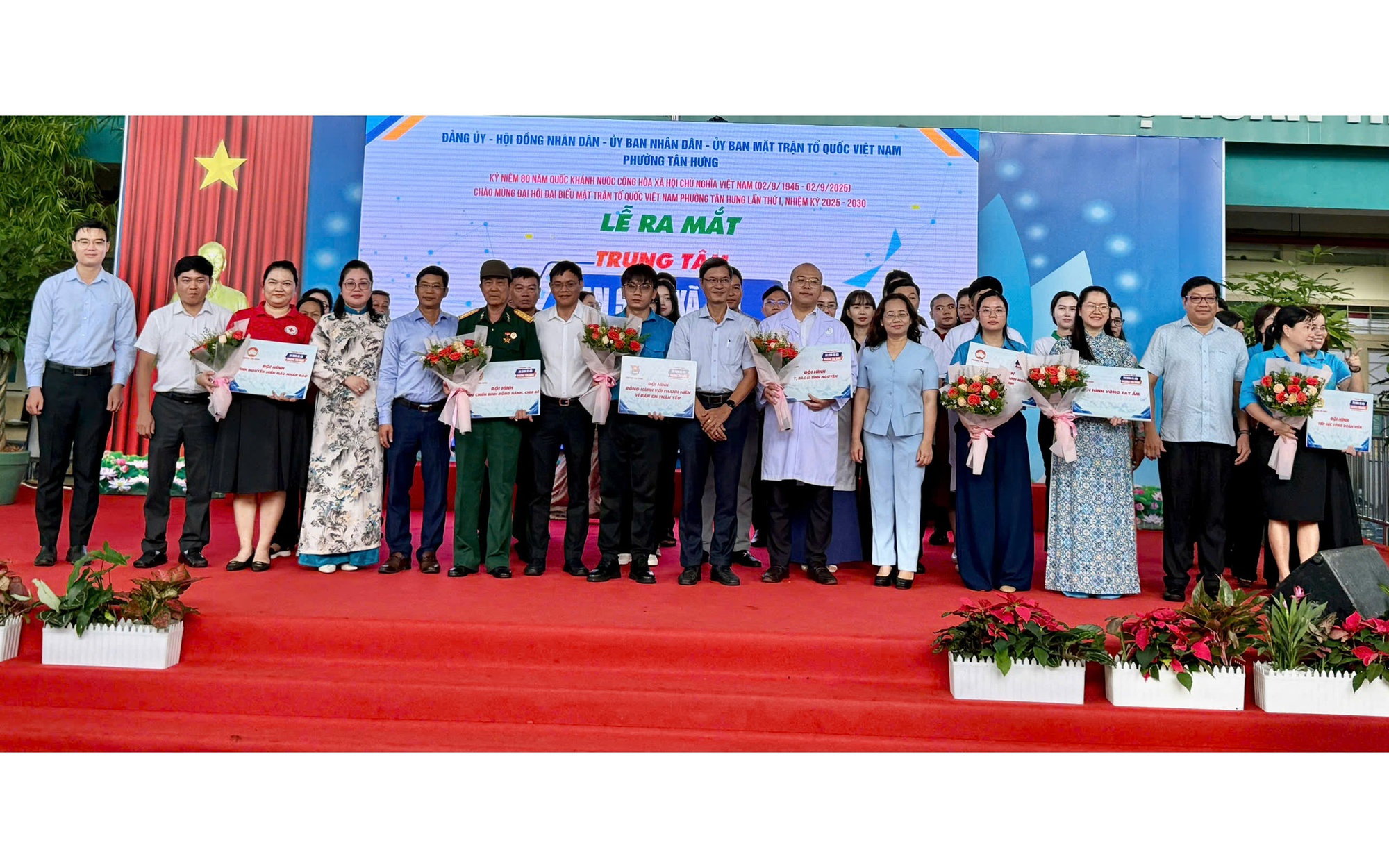 Phường Tân Hưng ra mắt Trung tâm an sinh xã hội để trợ giúp người dân