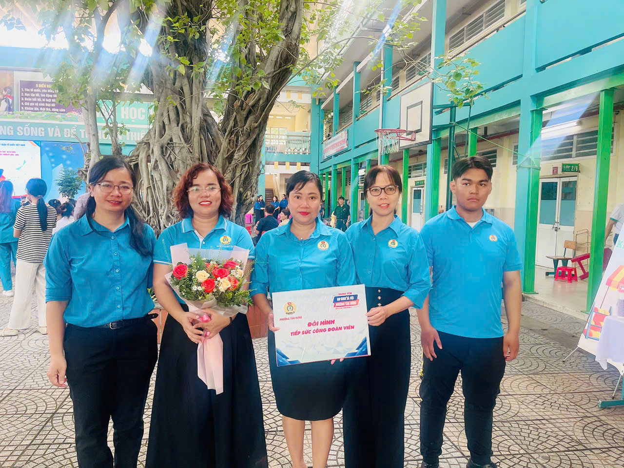 Phường T&acirc;n Hưng ra mắt Trung t&acirc;m an sinh x&atilde; hội để trợ gi&uacute;p người d&acirc;n - Ảnh 2.