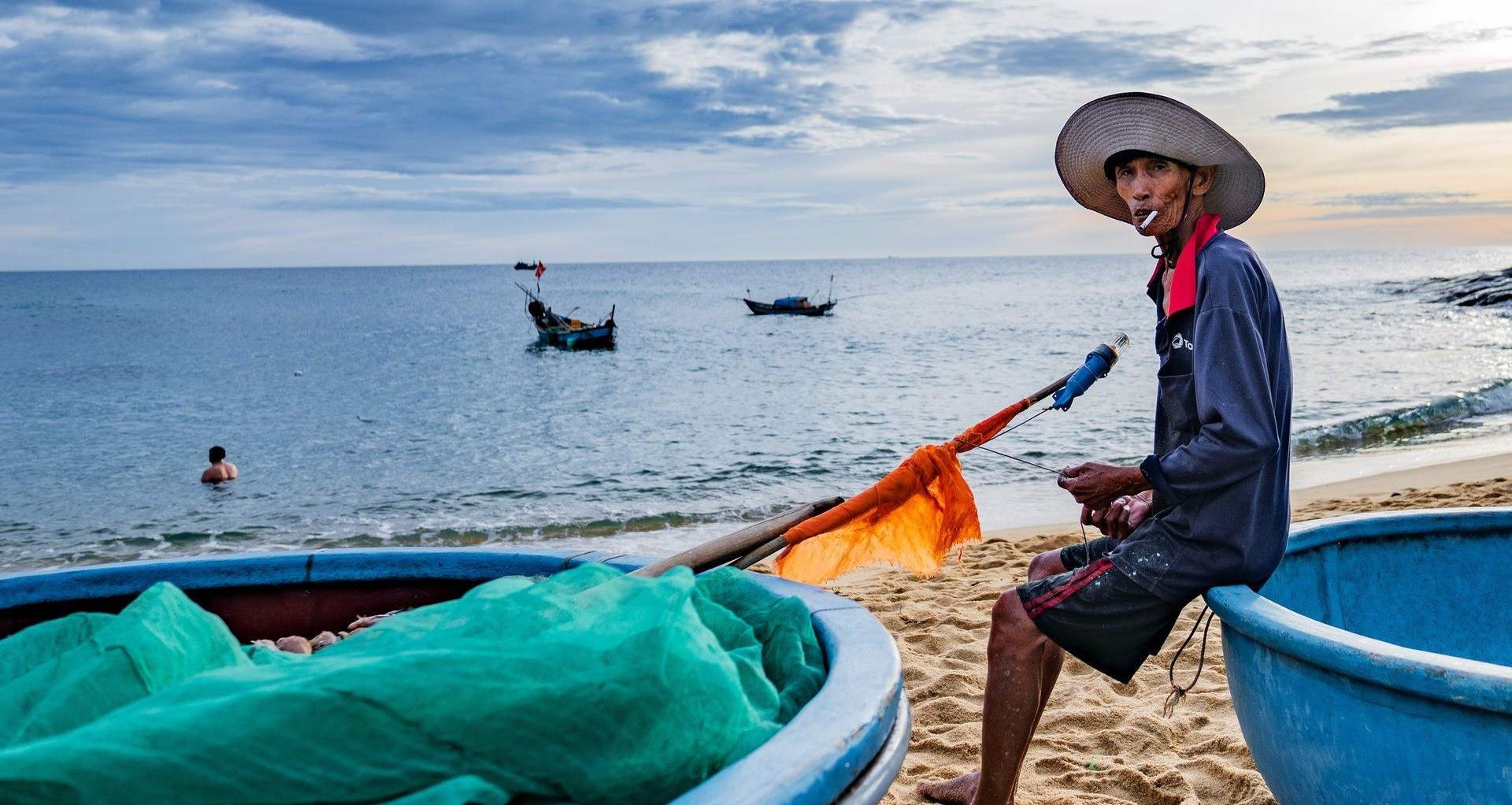 Nghỉ lễ 2-9 ở làng ven biển “view triệu đô”, ăn hải sản tươi rói, giá rẻ bất ngờ