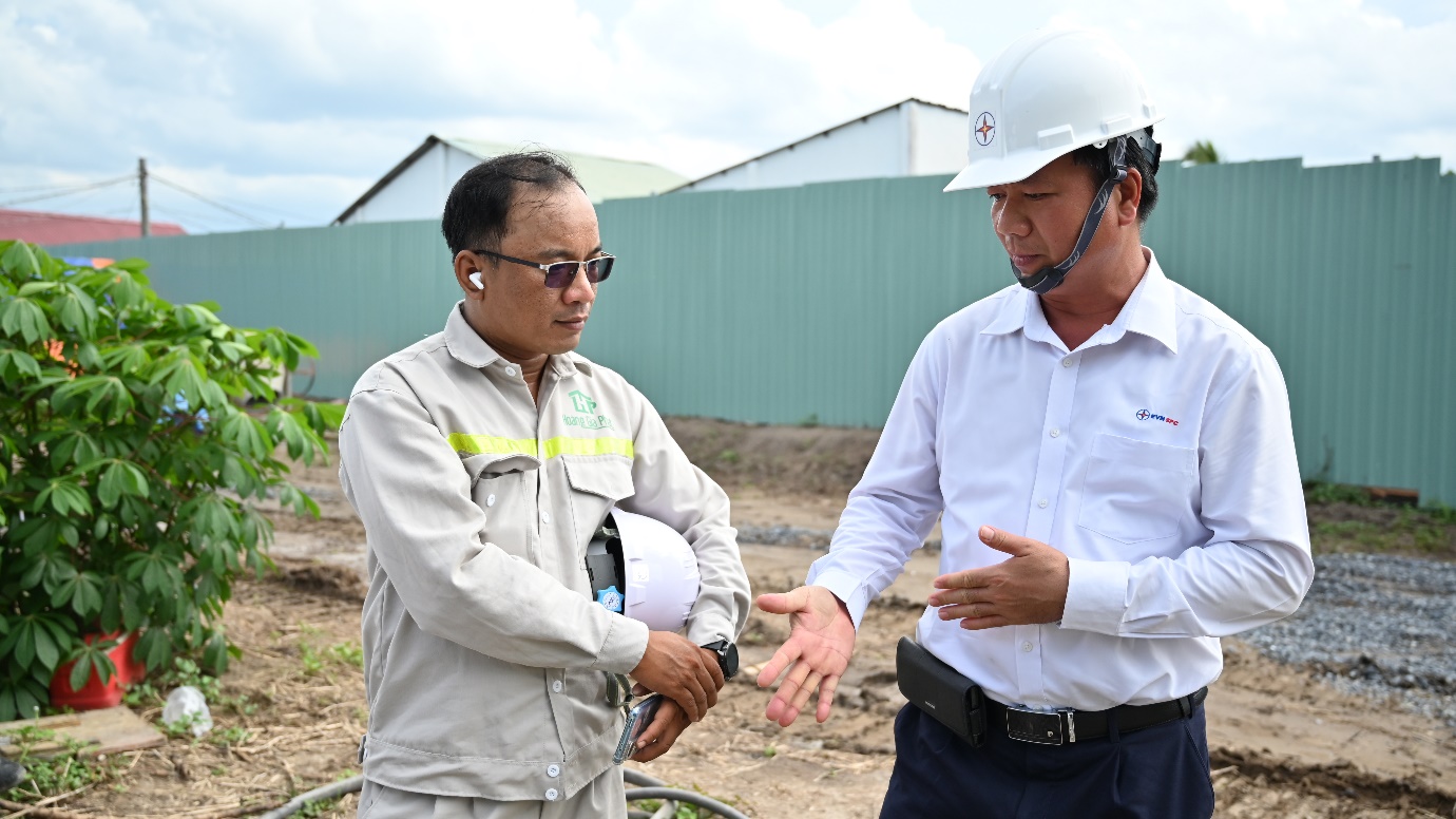 Ngành điện miền Nam xuyên lễ 2-9 trên những công trình lưới điện - Ảnh 3.