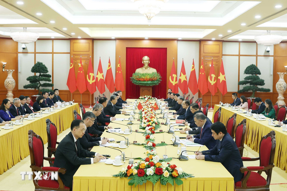 Tổng B&iacute; thư T&ocirc; L&acirc;m tiếp Ủy vi&ecirc;n trưởng Nh&acirc;n đại to&agrave;n quốc Trung Quốc Triệu Lạc Tế- Ảnh 4.