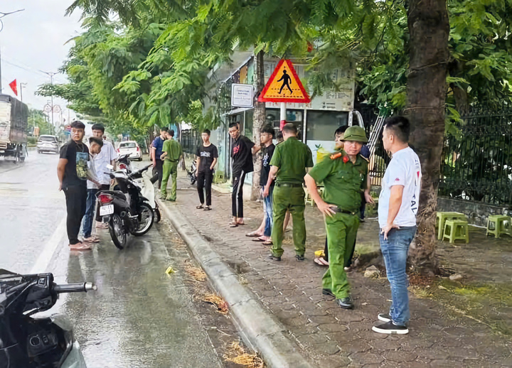 Dựng lại hiện trường vụ nam sinh bị đánh co giật tại Quảng Ninh - Ảnh 2.