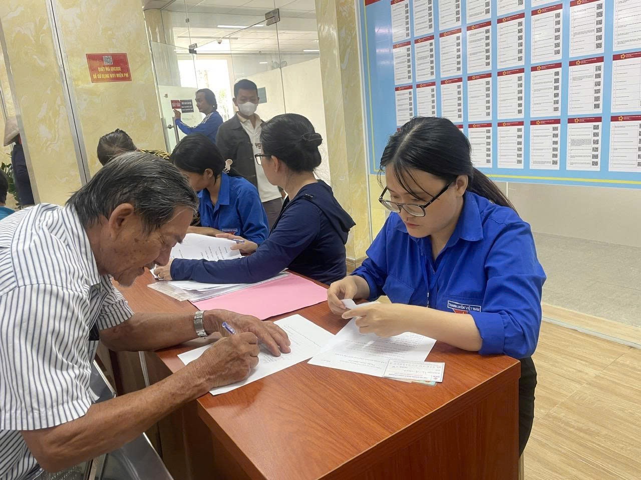 Y&ecirc;n t&acirc;m hơn v&igrave; c&oacute; t&igrave;nh nguyện vi&ecirc;n- Ảnh 1.