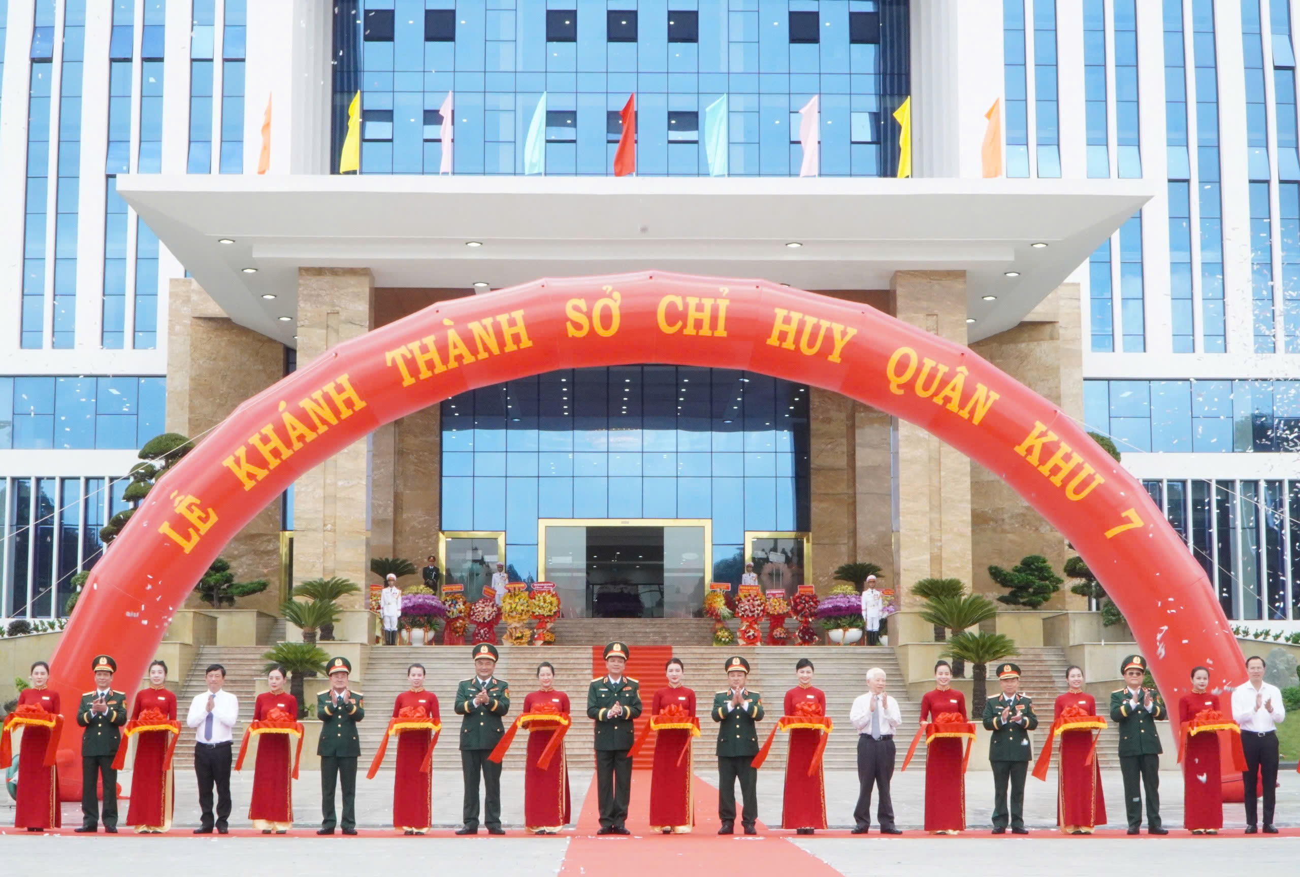 Quân khu 7 khánh thành Sở Chỉ huy- Ảnh 1.