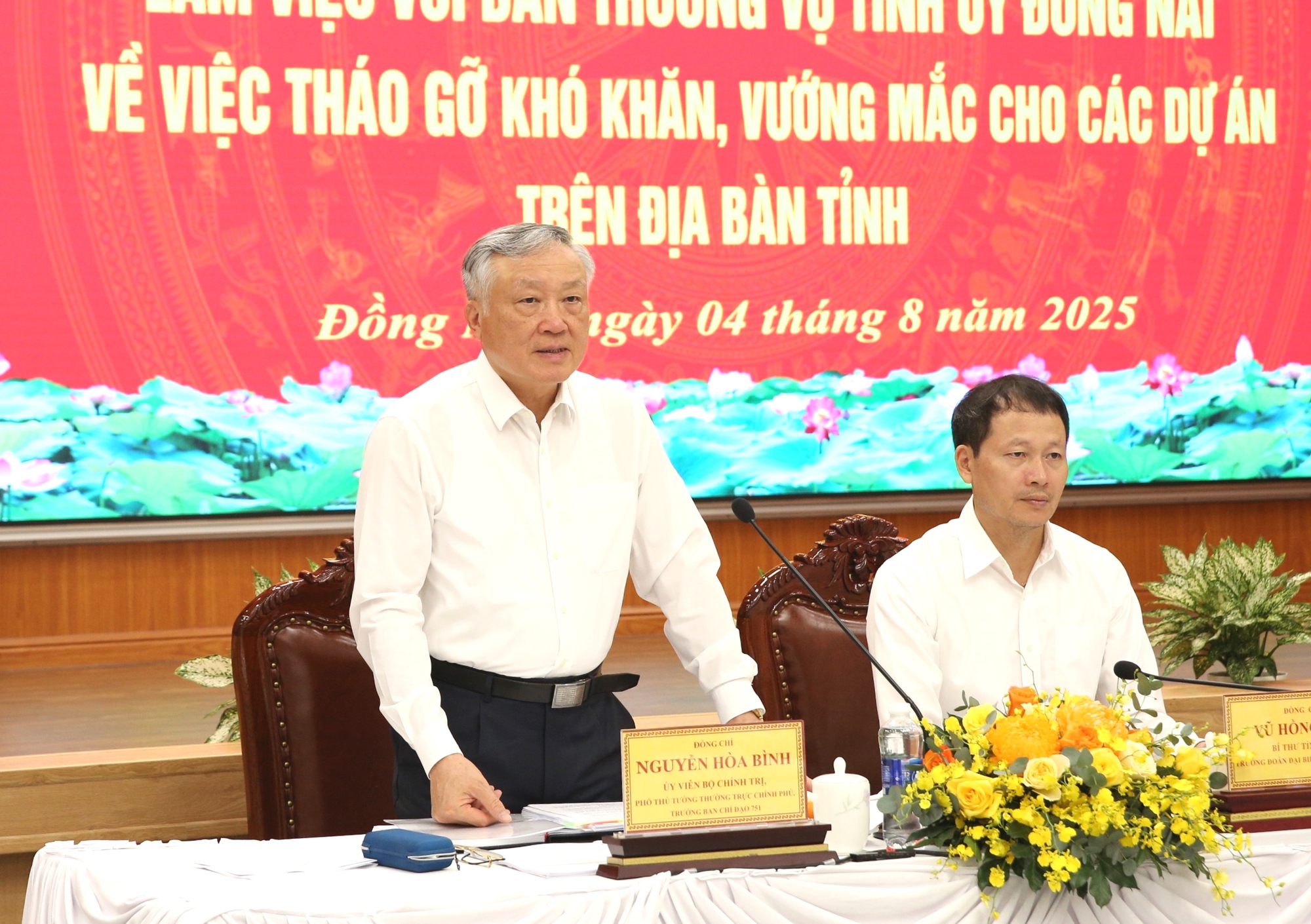Ph&oacute; Thủ tướng nguyễn h&ograve;a b&igrave;nh l&agrave;m việc tại Đồng Nai , th&aacute;o gỡ dự &aacute;n tồn đọng - Ảnh 1.