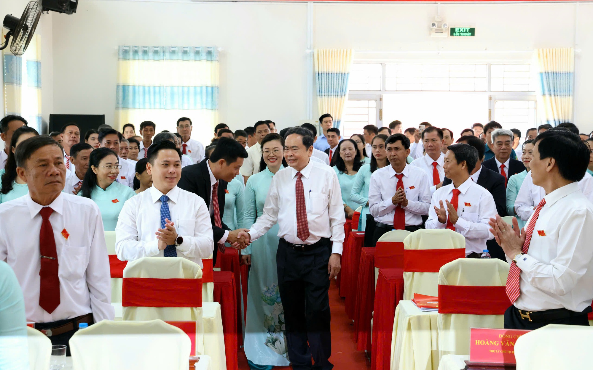 Chủ tịch Quốc hội Trần Thanh Mẫn: Chính quyền phải chủ động đến với người dân