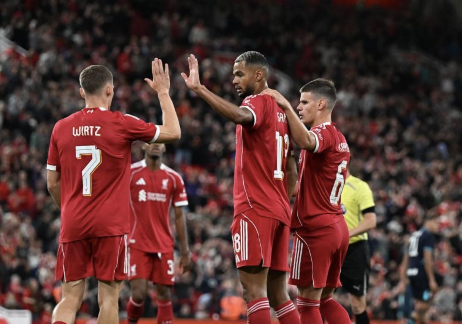 "Thần đồng" Ngumoha tỏa s&aacute;ng, Liverpool đại thắng Bilbao 2 trận si&ecirc;u giao hữu- Ảnh 6.