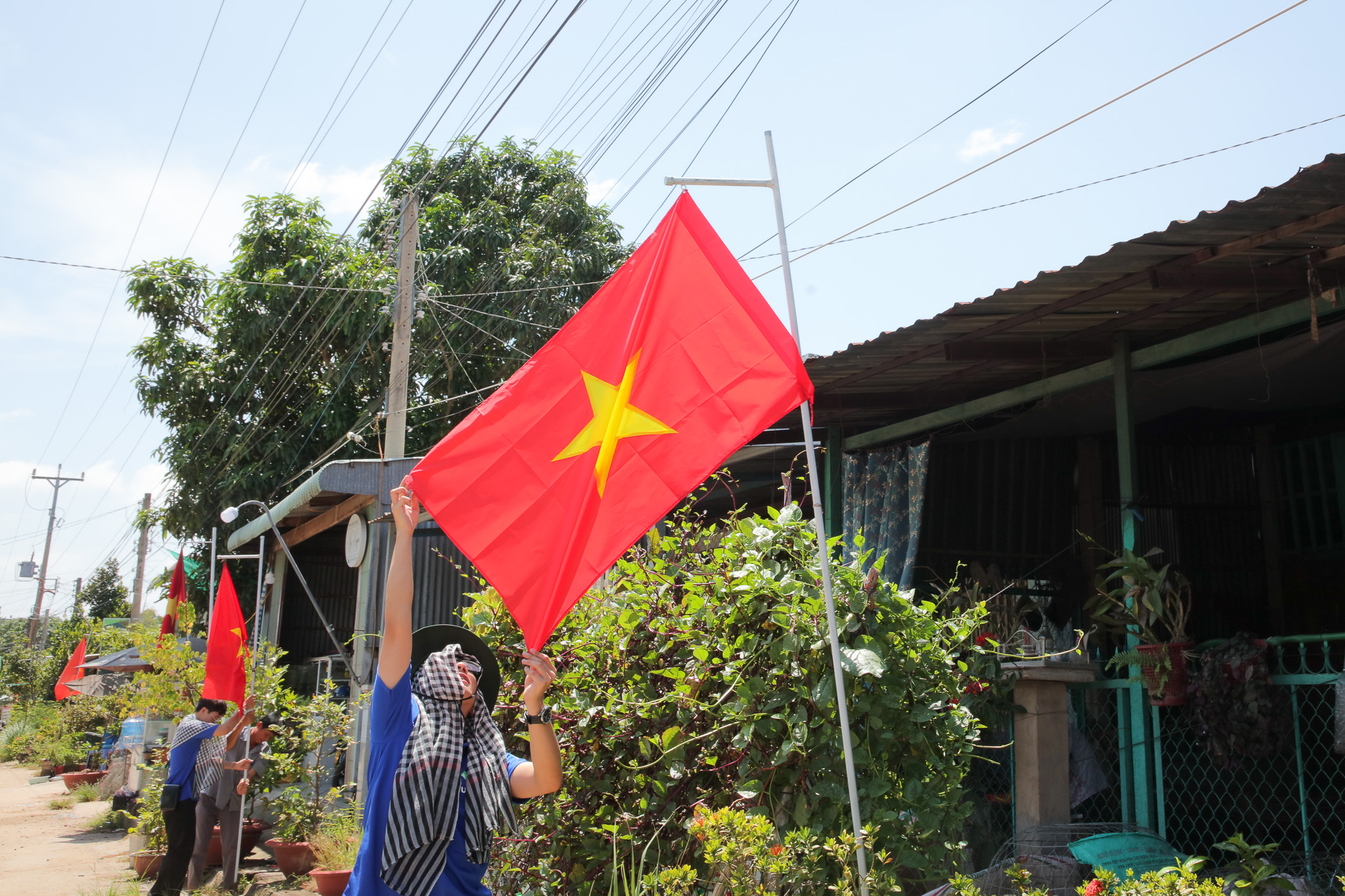 Buổi chào cờ truyền cảm hứng tại Trường Đại học Khoa học Xã hội và Nhân văn TP HCM - Ảnh 4.