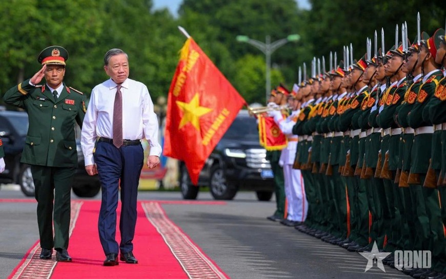 Tổng Bí thư Tô Lâm thăm và làm việc tại Quân đoàn 12