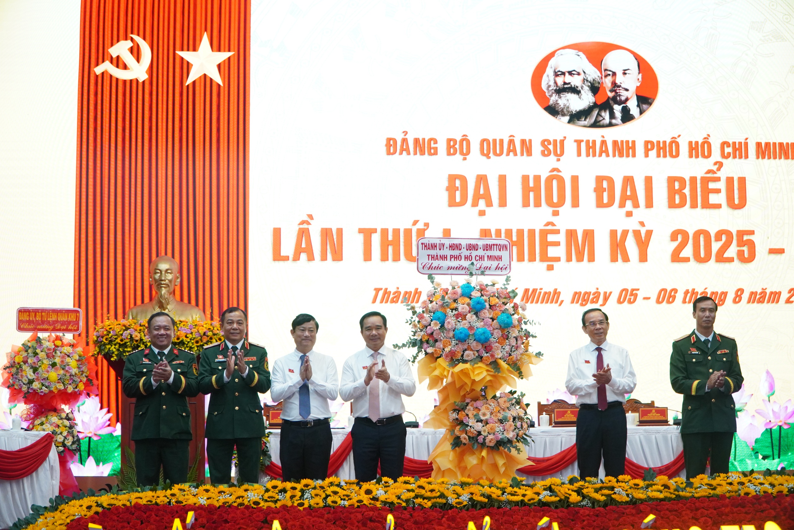 Bí thư Thành ủy TP HCM Nguyễn Văn Nên dự Đại hội đại biểu Đảng bộ Quân sự TP HCM lần thứ I- Ảnh 3.