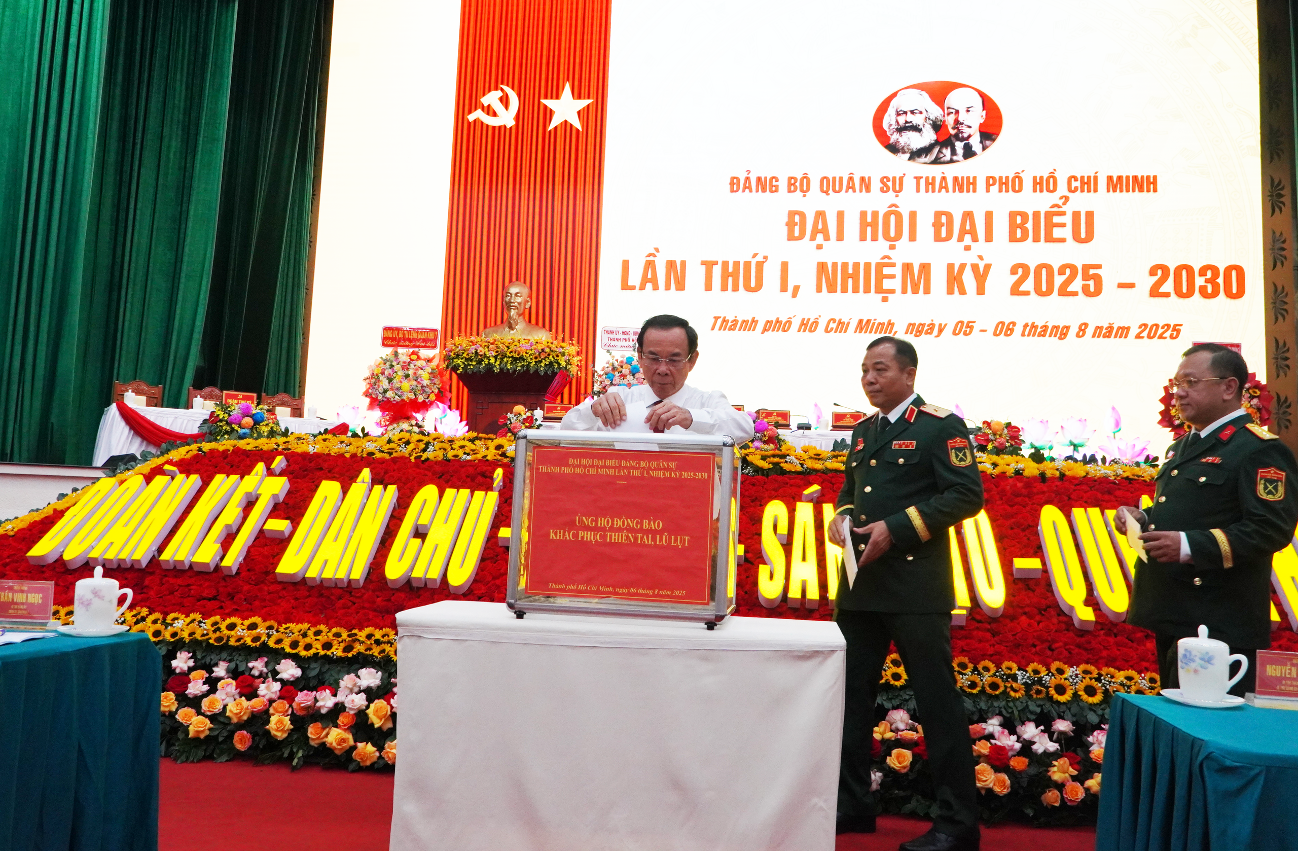 Bí thư Thành ủy TP HCM Nguyễn Văn Nên dự Đại hội đại biểu Đảng bộ Quân sự TP HCM lần thứ I- Ảnh 4.