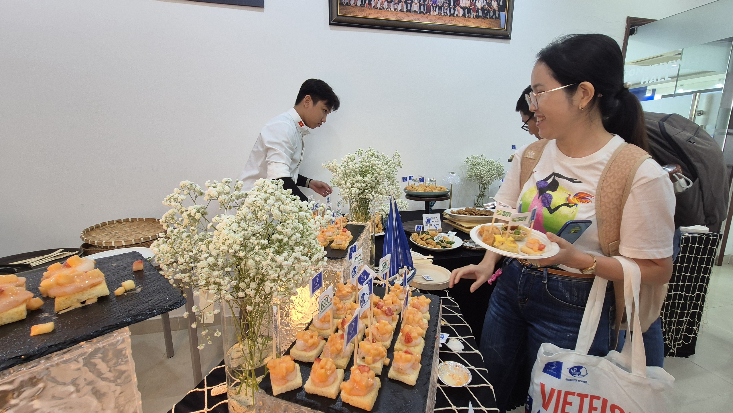 Hội chợ thủy sản VIETFISH 2025 mở cửa , cơ hội thưởng thức m&oacute;n ngon hiếm c&oacute; - Ảnh 2.