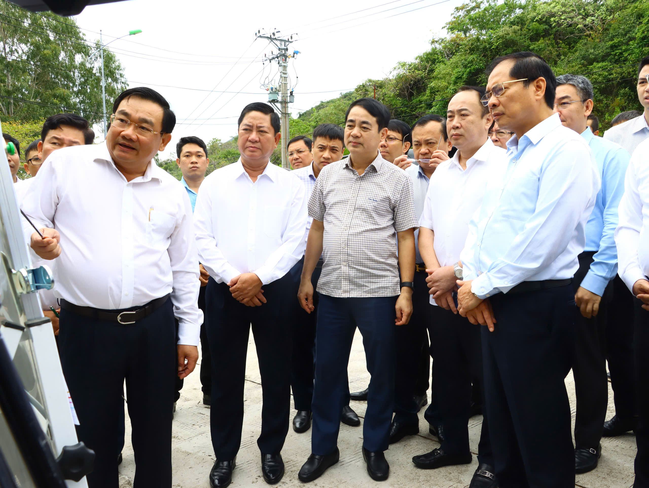 Thêm giải pháp đẩy nhanh dự án nhà máy điện hạt nhân - Ảnh 1.