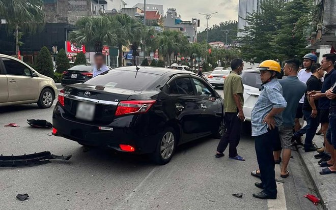 Nữ t&agrave;i xế c&oacute; nồng độ cồn cao gần gấp 2 lần mức kịch khung hất văng m&aacute;y đo của CSGT - Ảnh 1.