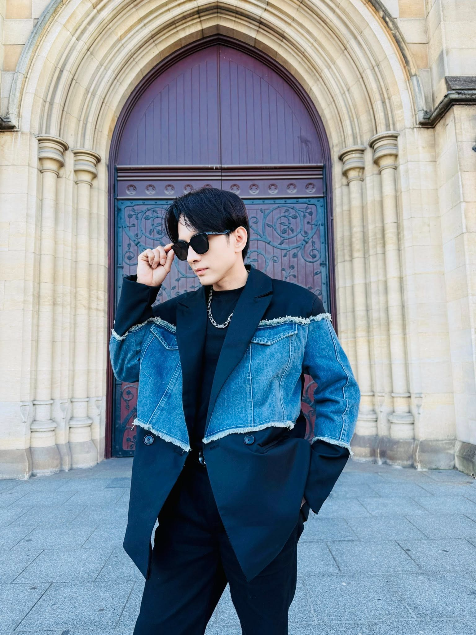 Có gì đặc biệt trong live concert kỷ niệm 30 năm ca hát của Đan Trường?- Ảnh 1.