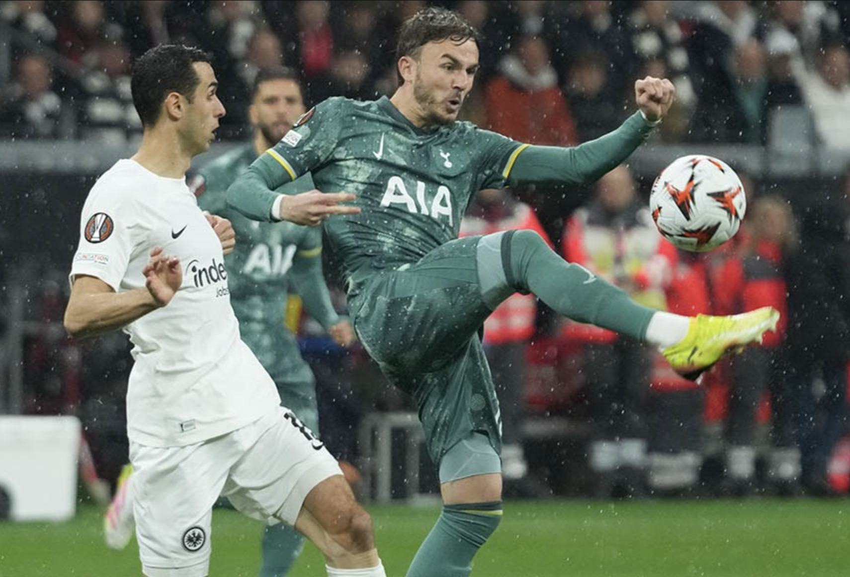 Tottenham hỏi mua Jack Grealish, Man City "bật đ&egrave;n xanh" thương vụ kỳ lạ- Ảnh 1.