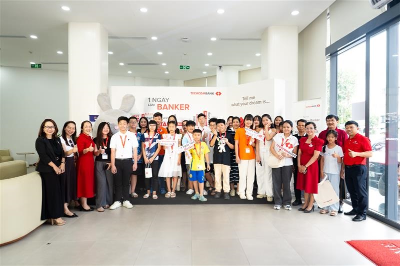 Techcombank tiếp tục kiến tạo hành trình giáo dục tài chính cho thế hệ tiếp nối vượt trội- Ảnh 2.