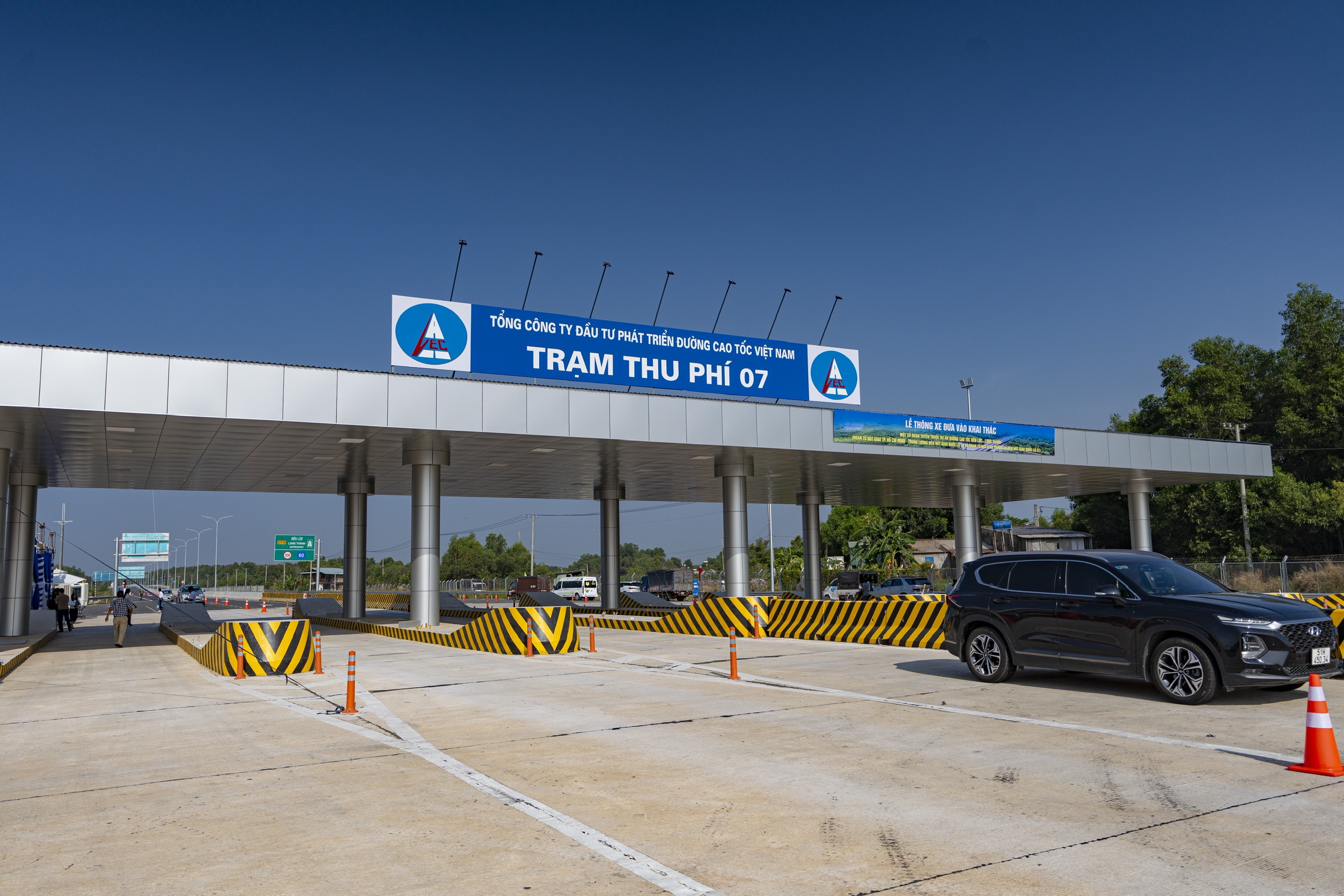Chi tiết mức thu phí trên cao tốc Bến Lức - Long Thành từ ngày 10-8- Ảnh 1.