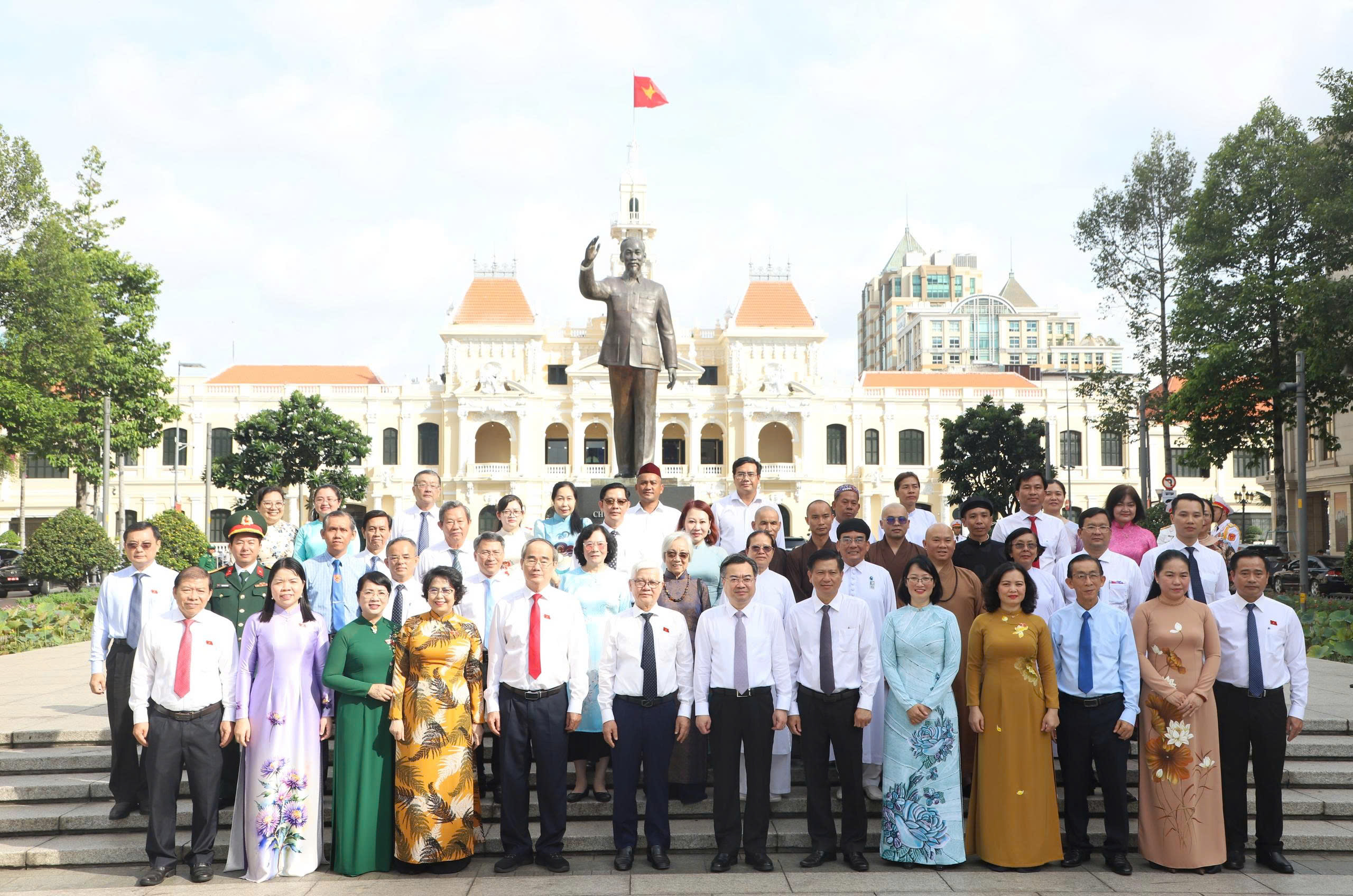 Triển lãm Vinh quang 80 năm Quốc hội Việt Nam tại TP HCM - Ảnh 9.